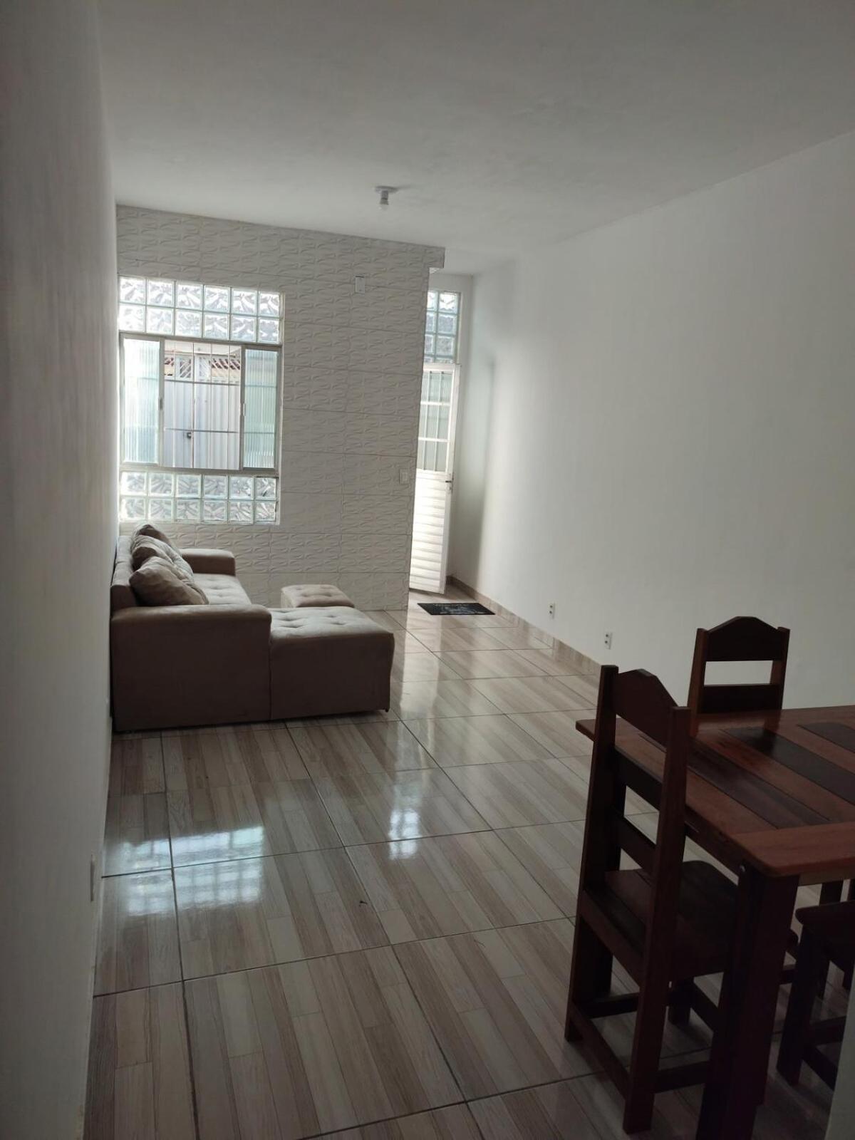Casa inteira na Almirante Barroso