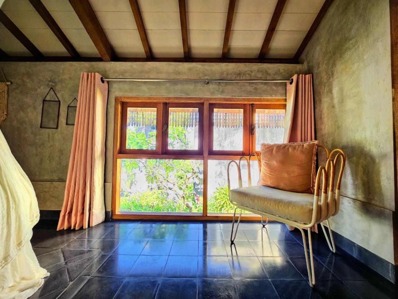 Villa Hibou - New Tropical Luxury 2BR near Canggu