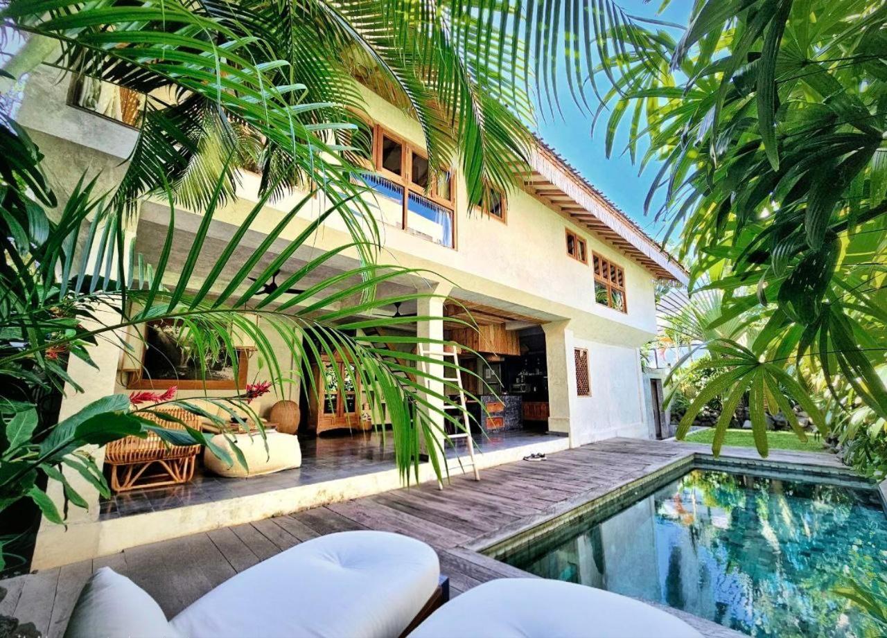 Villa Hibou - New Tropical Luxury 2BR near Canggu