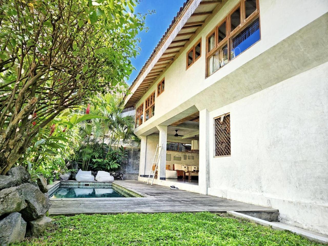 Villa Hibou - New Tropical Luxury 2BR near Canggu