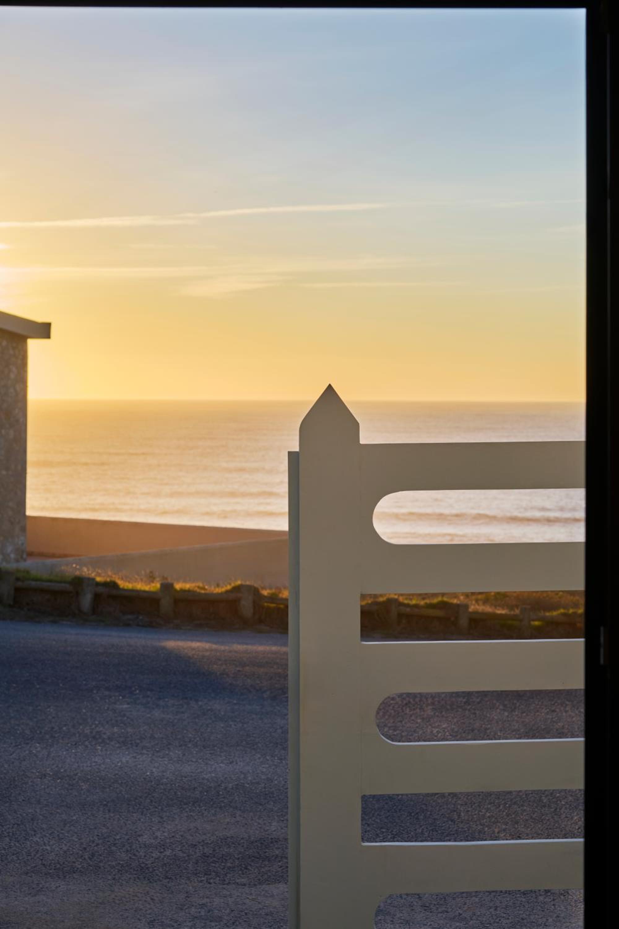 Wander Surf House