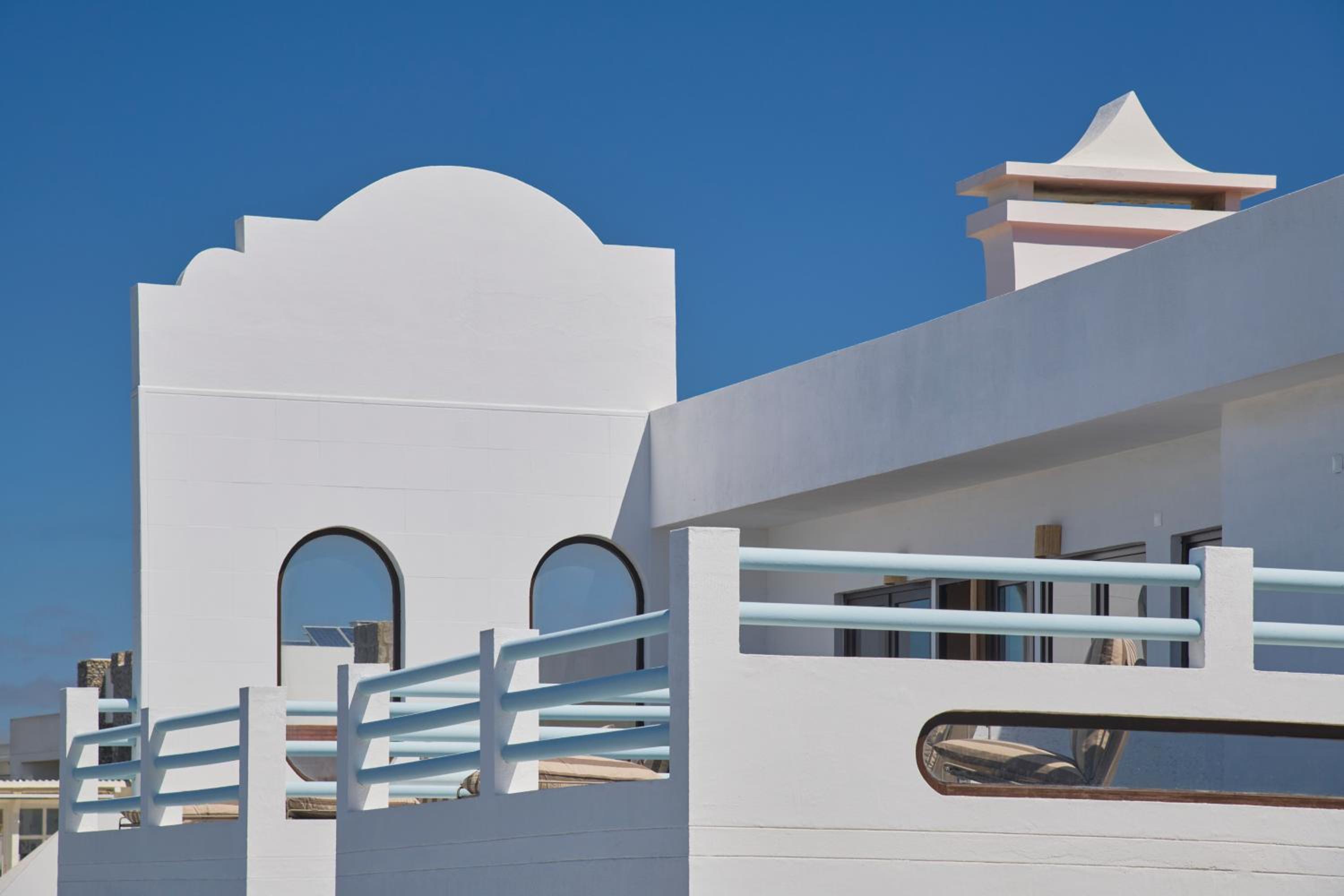 Wander Surf House