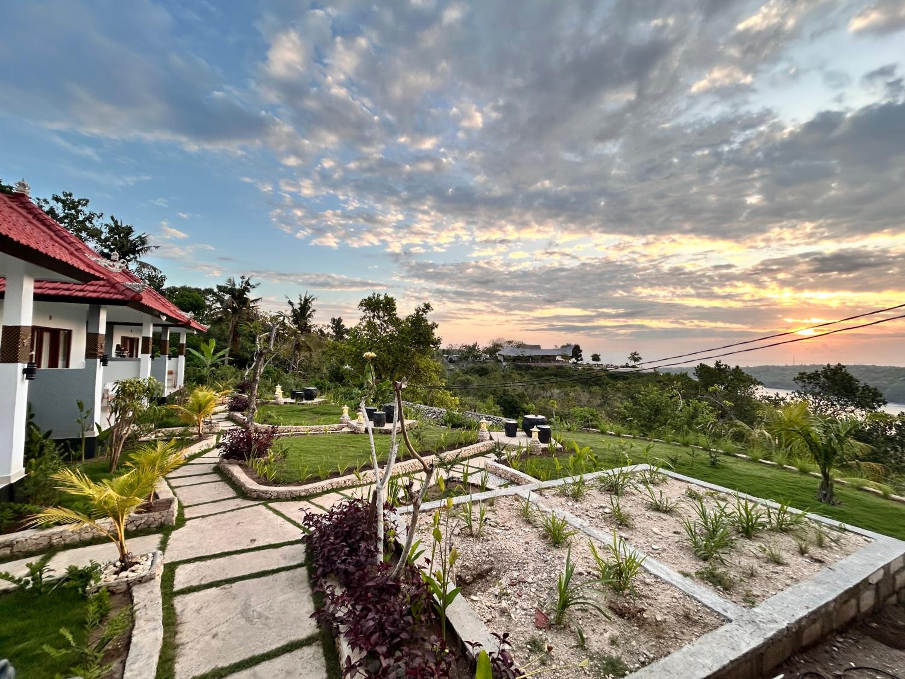 Gamat Sunset Cottage and Resto
