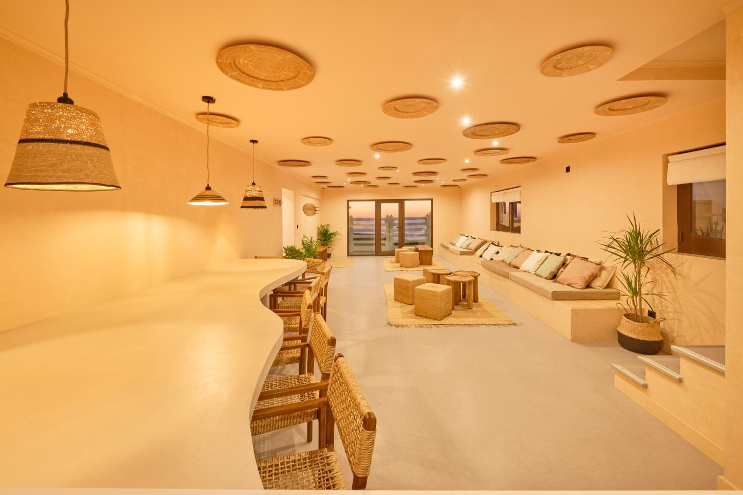 Wander Surf House