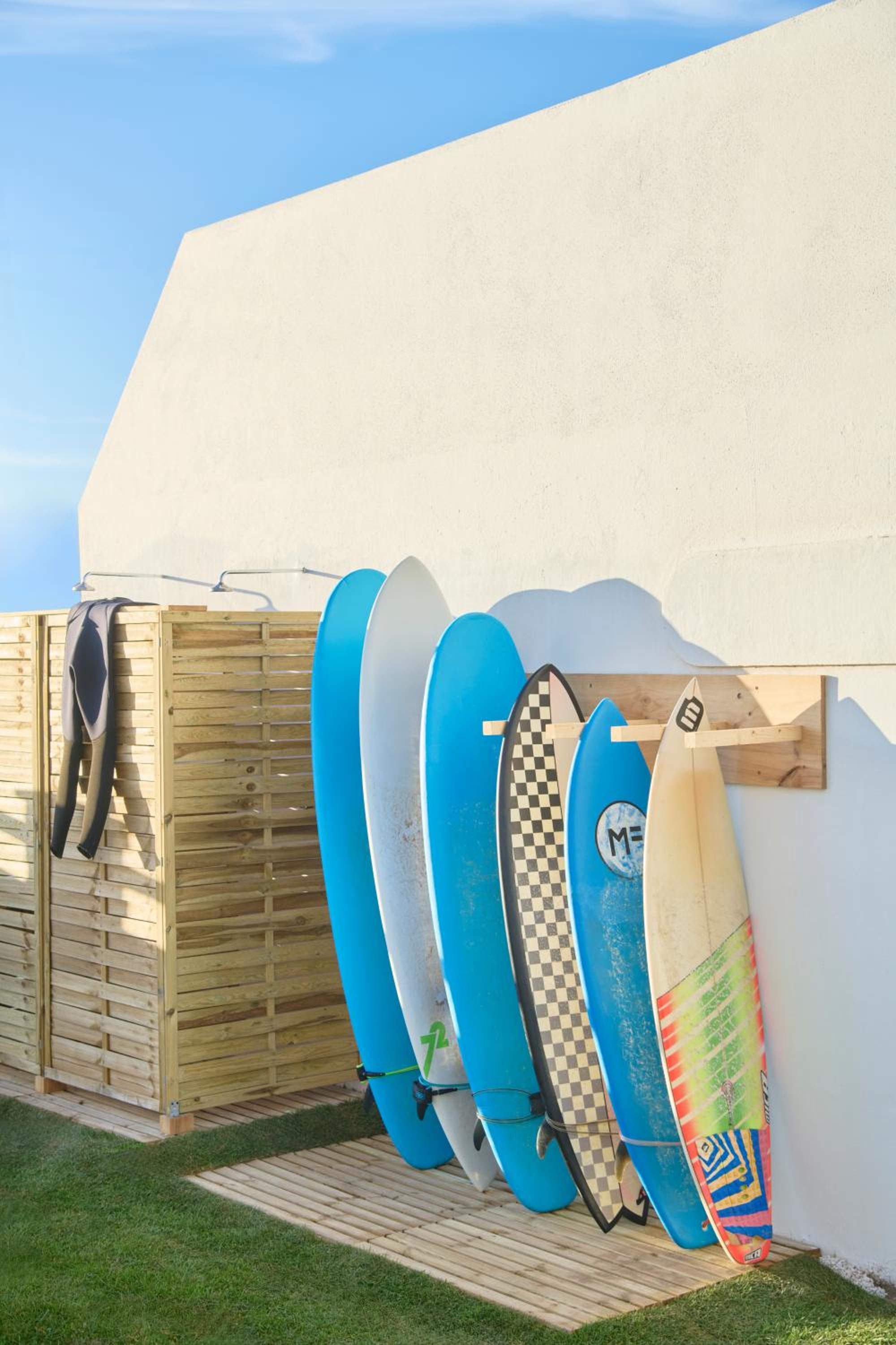 Wander Surf House