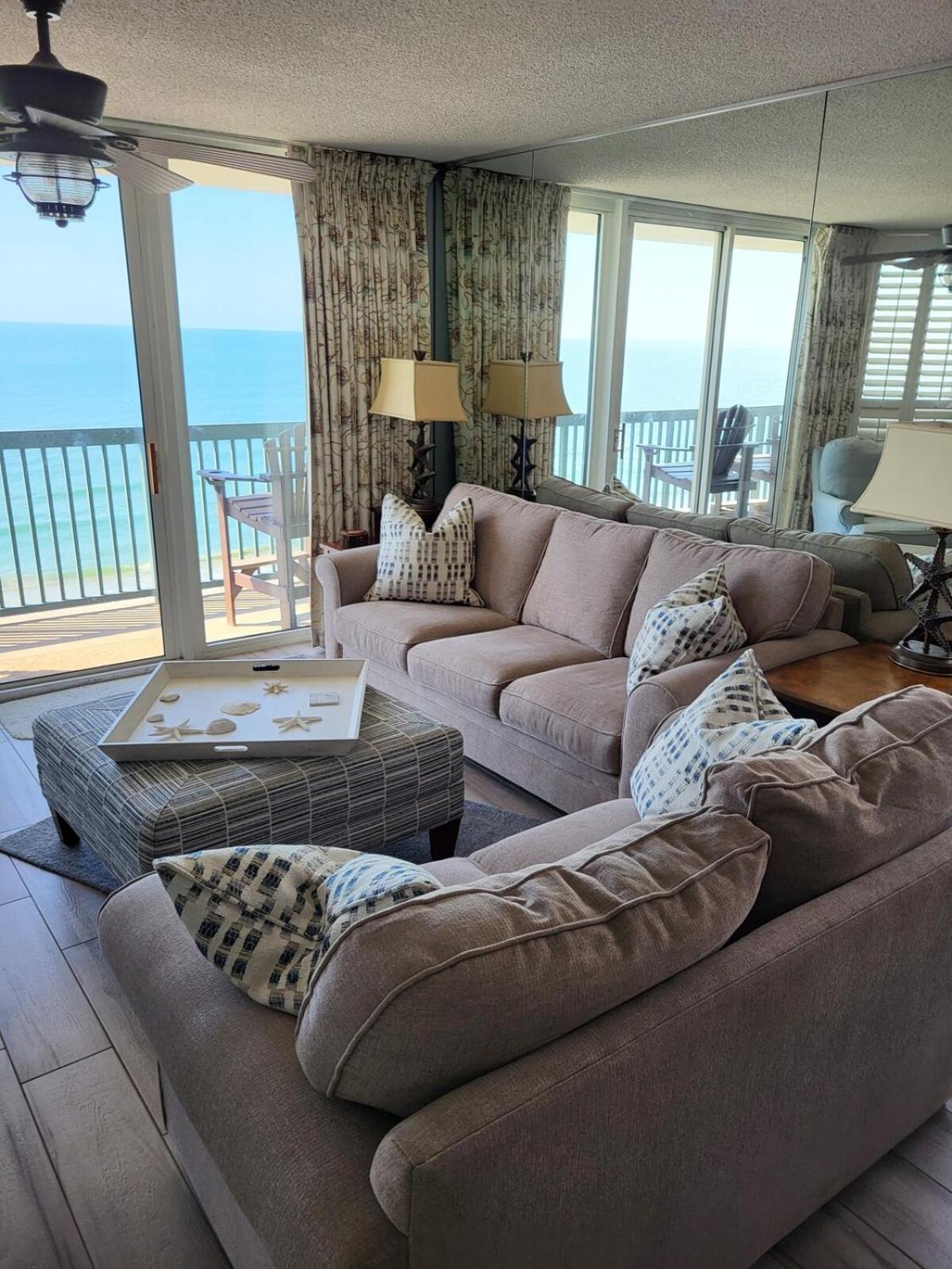 Ashworh 1001 Four Bedroom Condo Oceanfront 