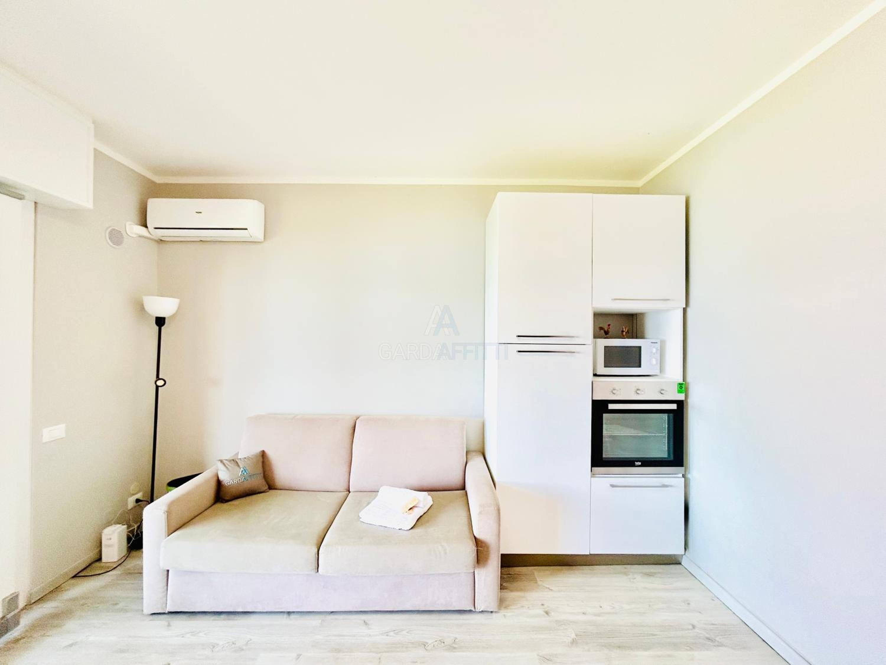 Poseidone Apartment - Terrazza vista lago