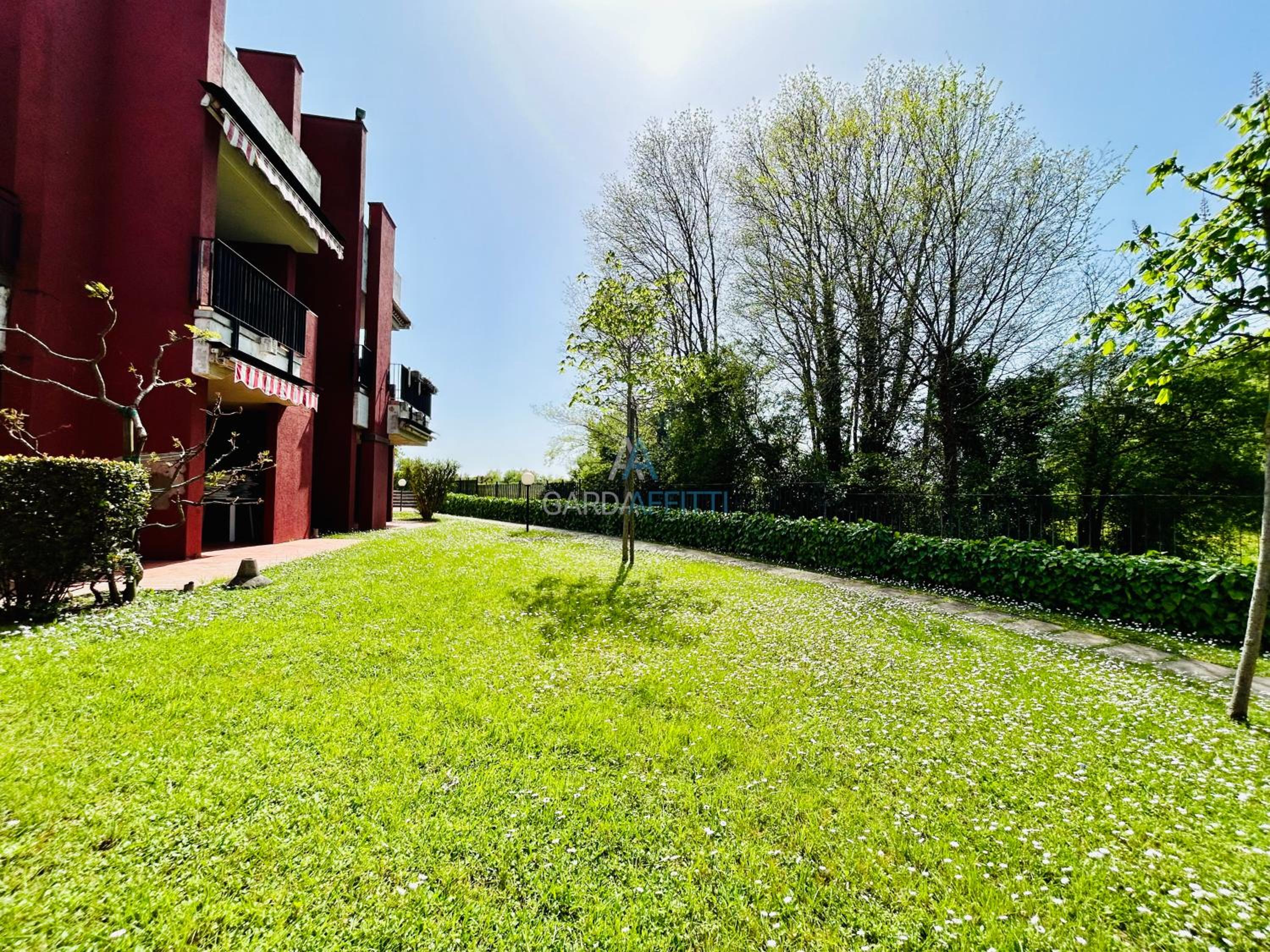 Poseidone Apartment - Terrazza vista lago