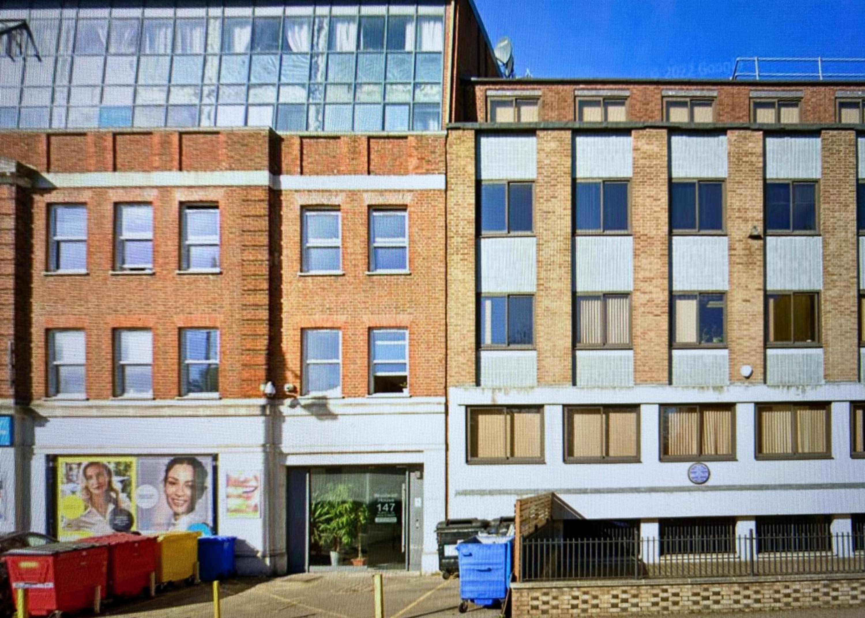 Executive North London Southgate Serviced Apartment - Contractors Ready