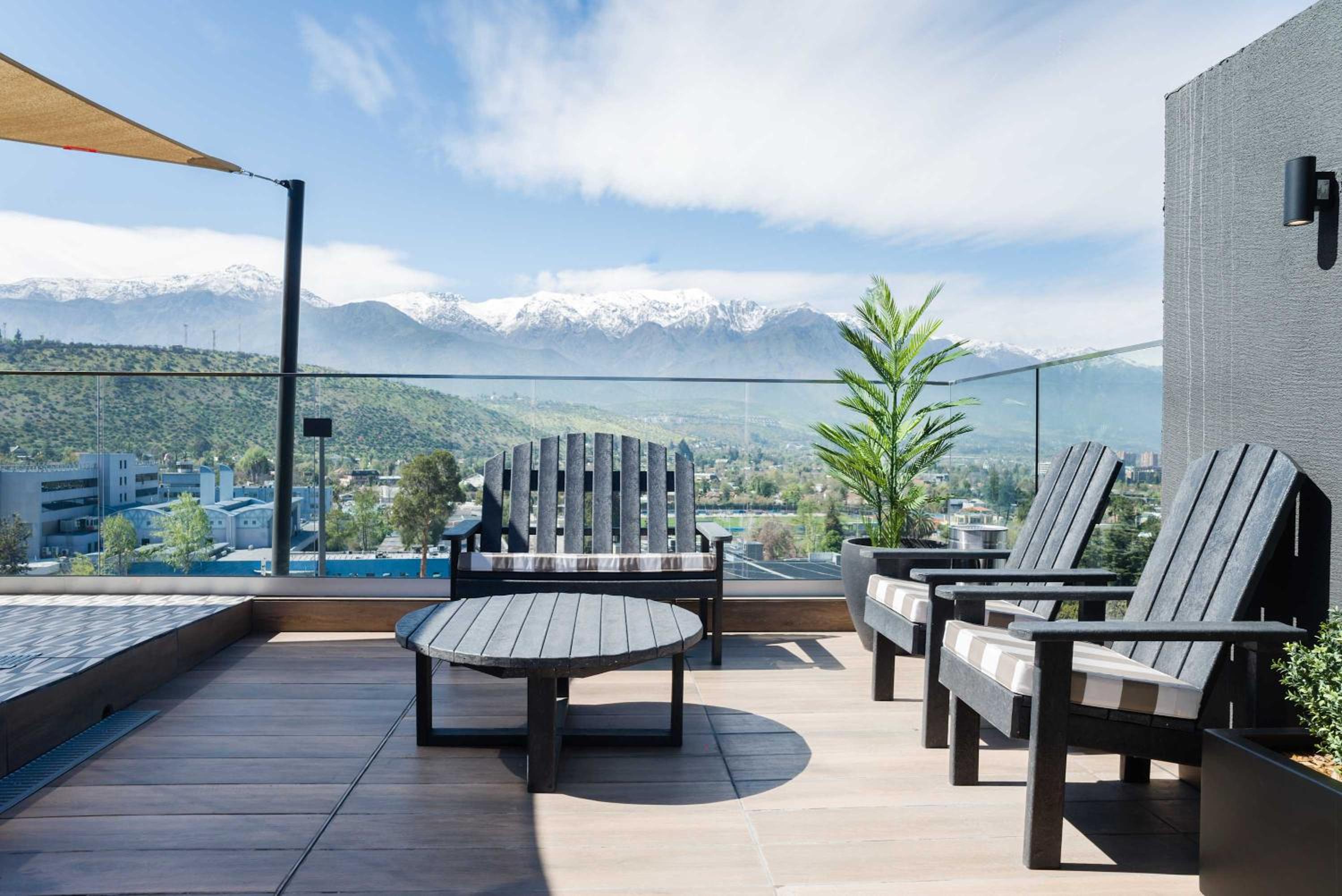 8550 Las Condes Suites by Andes STR