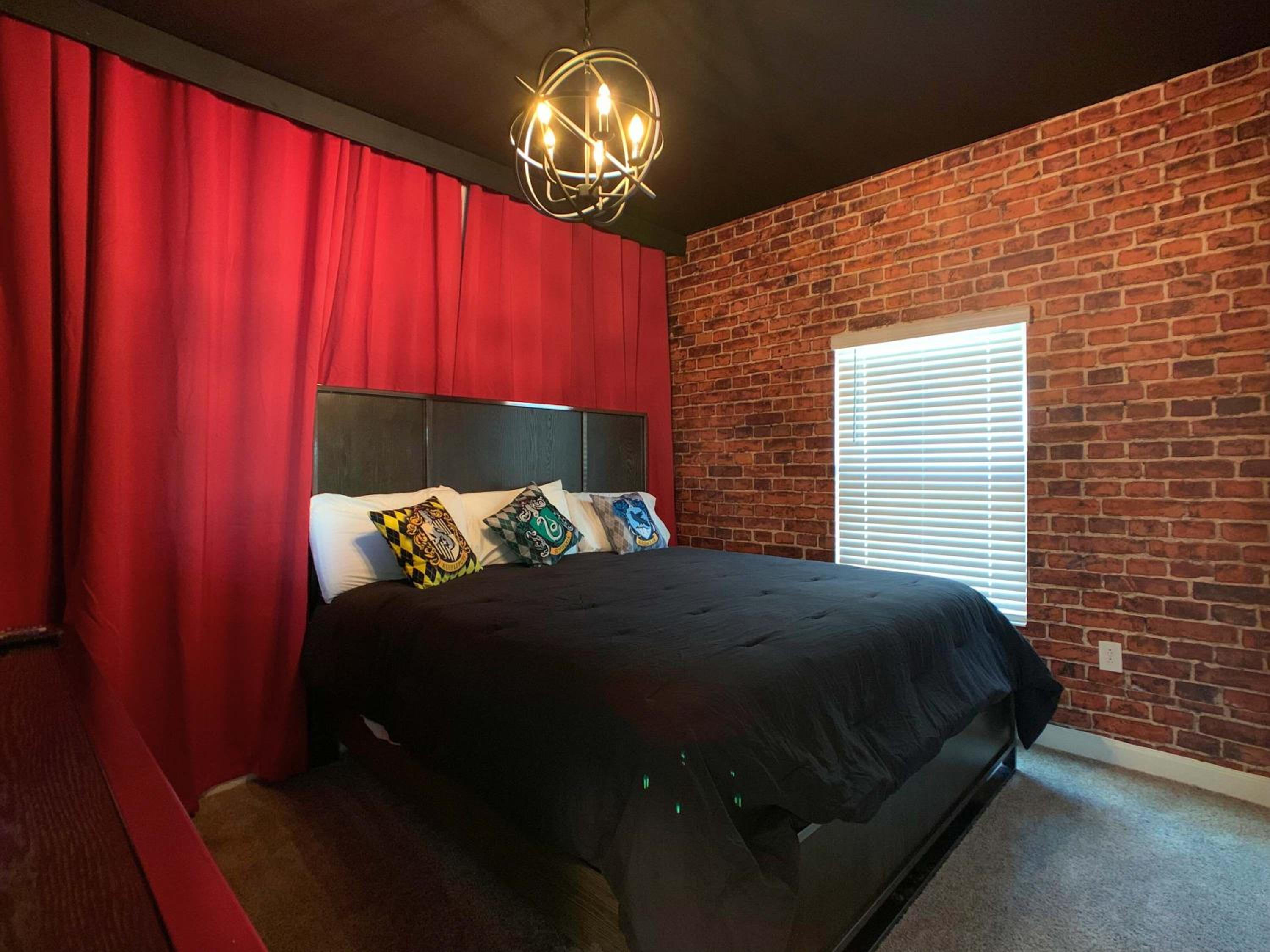 Lovely Themed Room with Private Pool