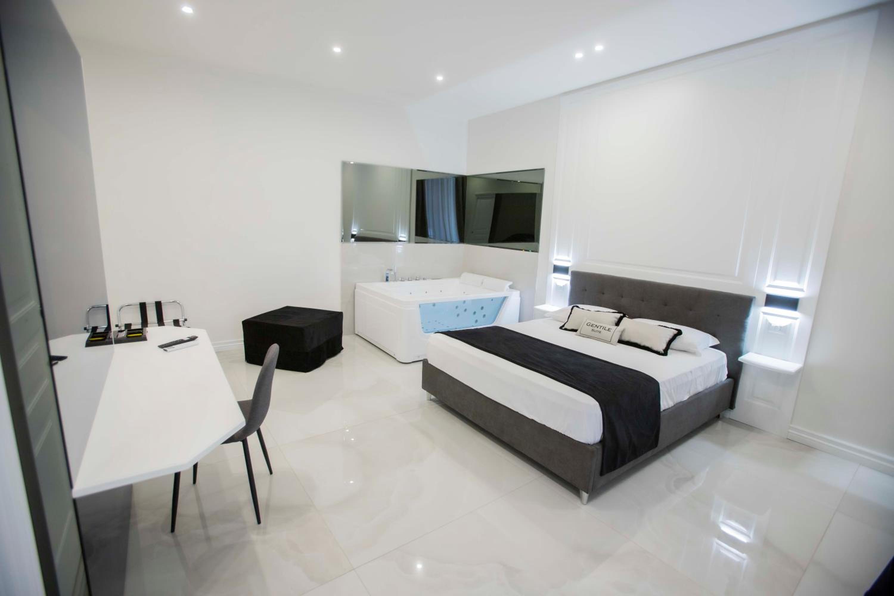 Gentile Suite Decumani