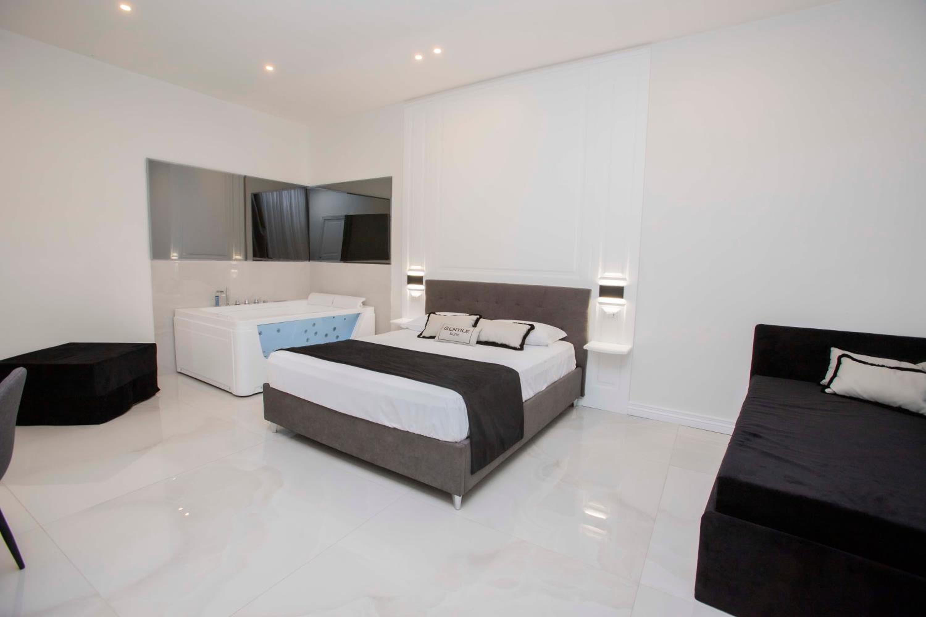 Gentile Suite Decumani