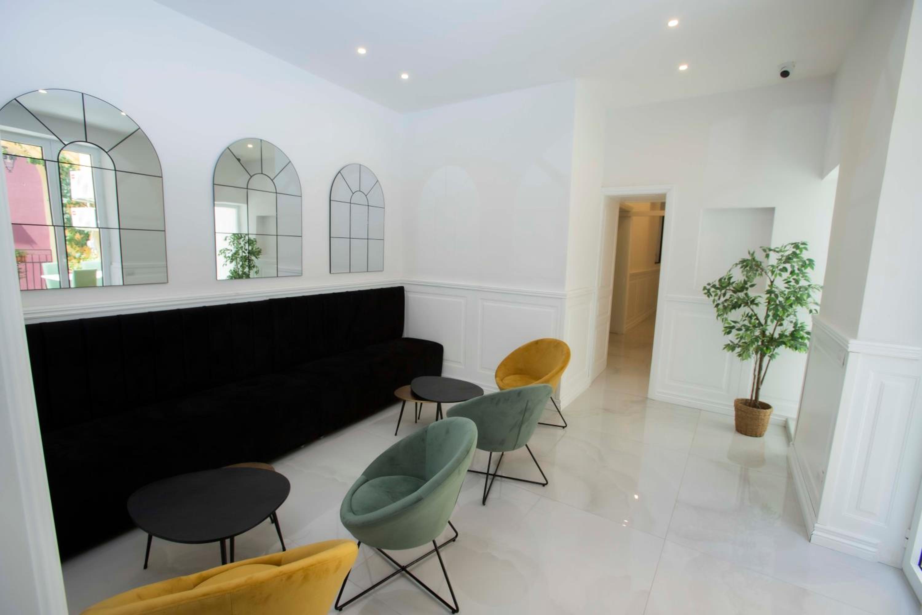 Gentile Suite Decumani