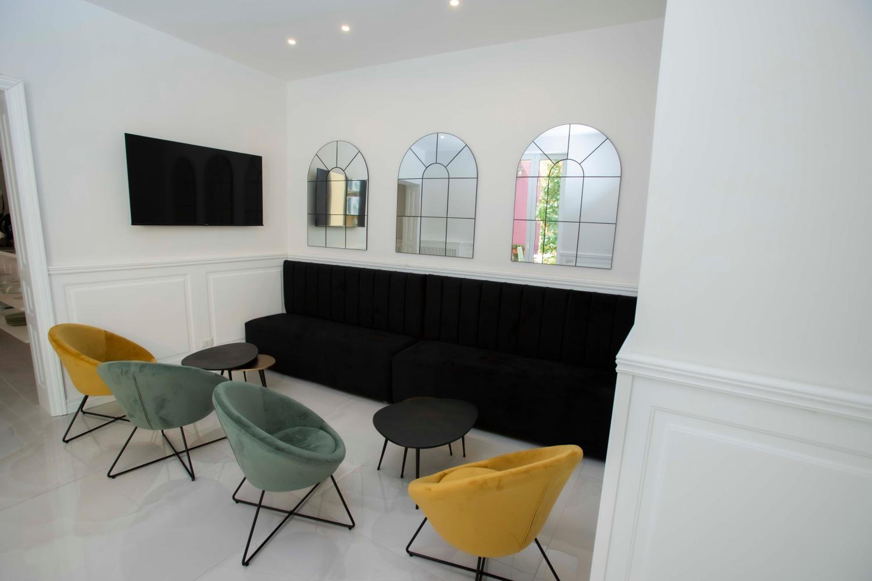 Gentile Suite Decumani