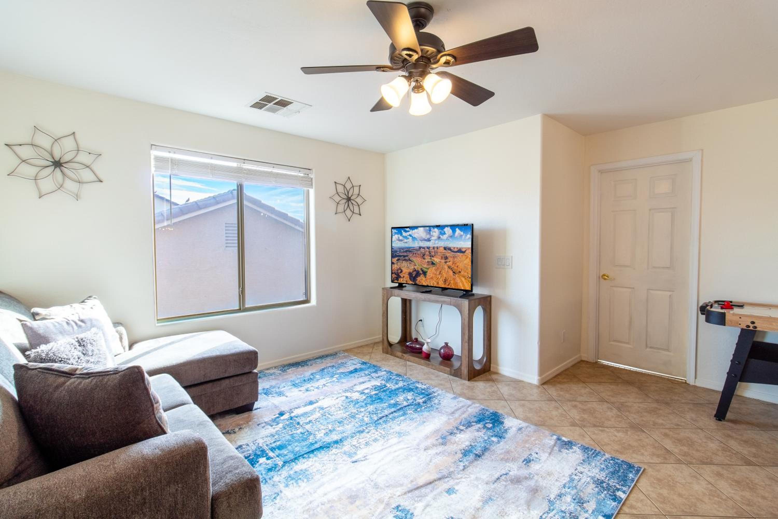 Casa Desert Willow 5BR Home & Heated Pool