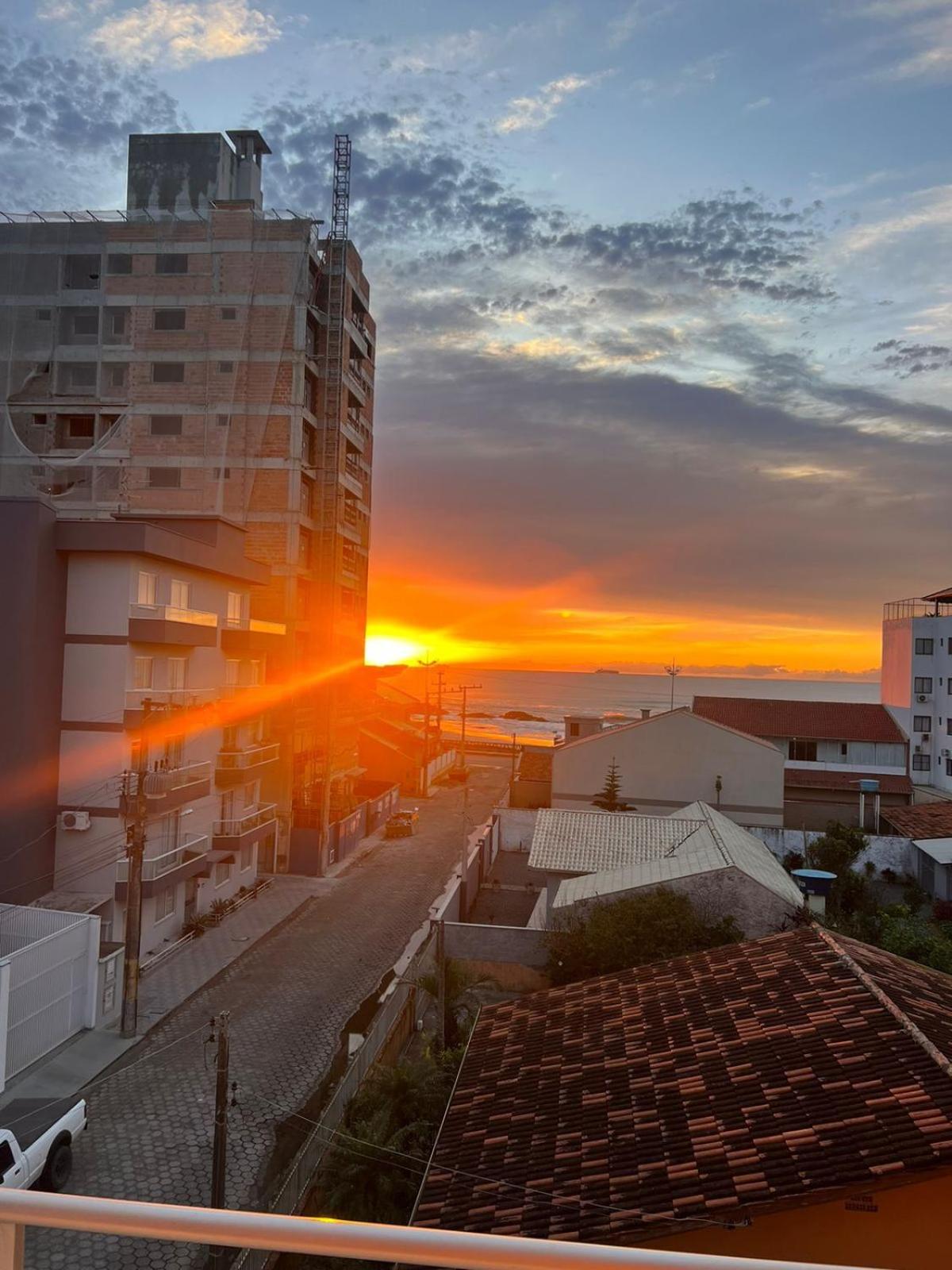 Apartamento praia do Gravata e prox Beto Carrero