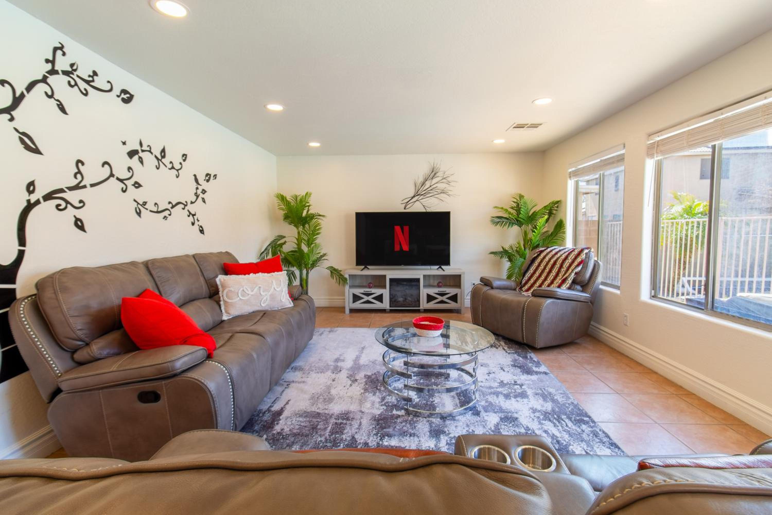 Casa Desert Willow 5BR Home & Heated Pool