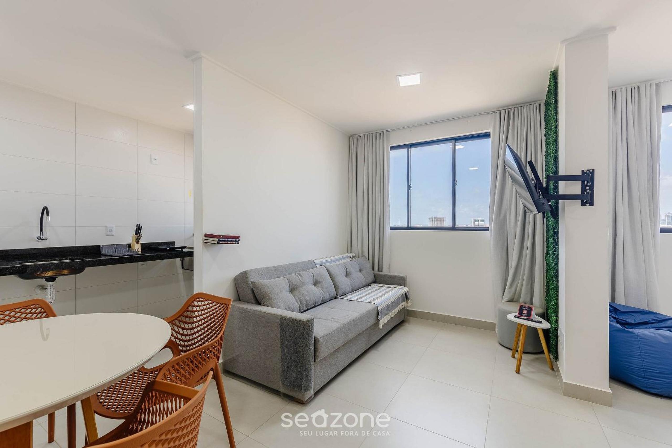 Stay with a pool and gym 350m from the beach in a prime location in Maceió - SLI