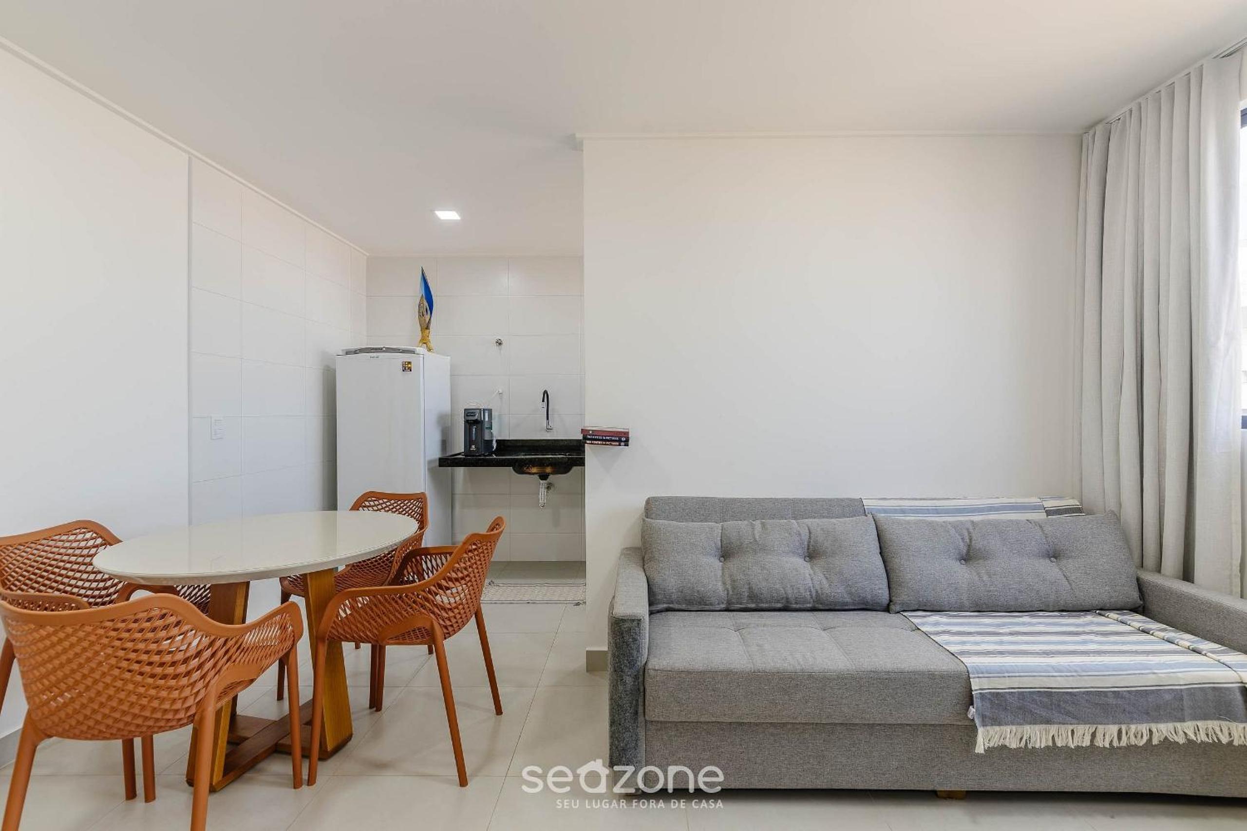 Stay with a pool and gym 350m from the beach in a prime location in Maceió - SLI