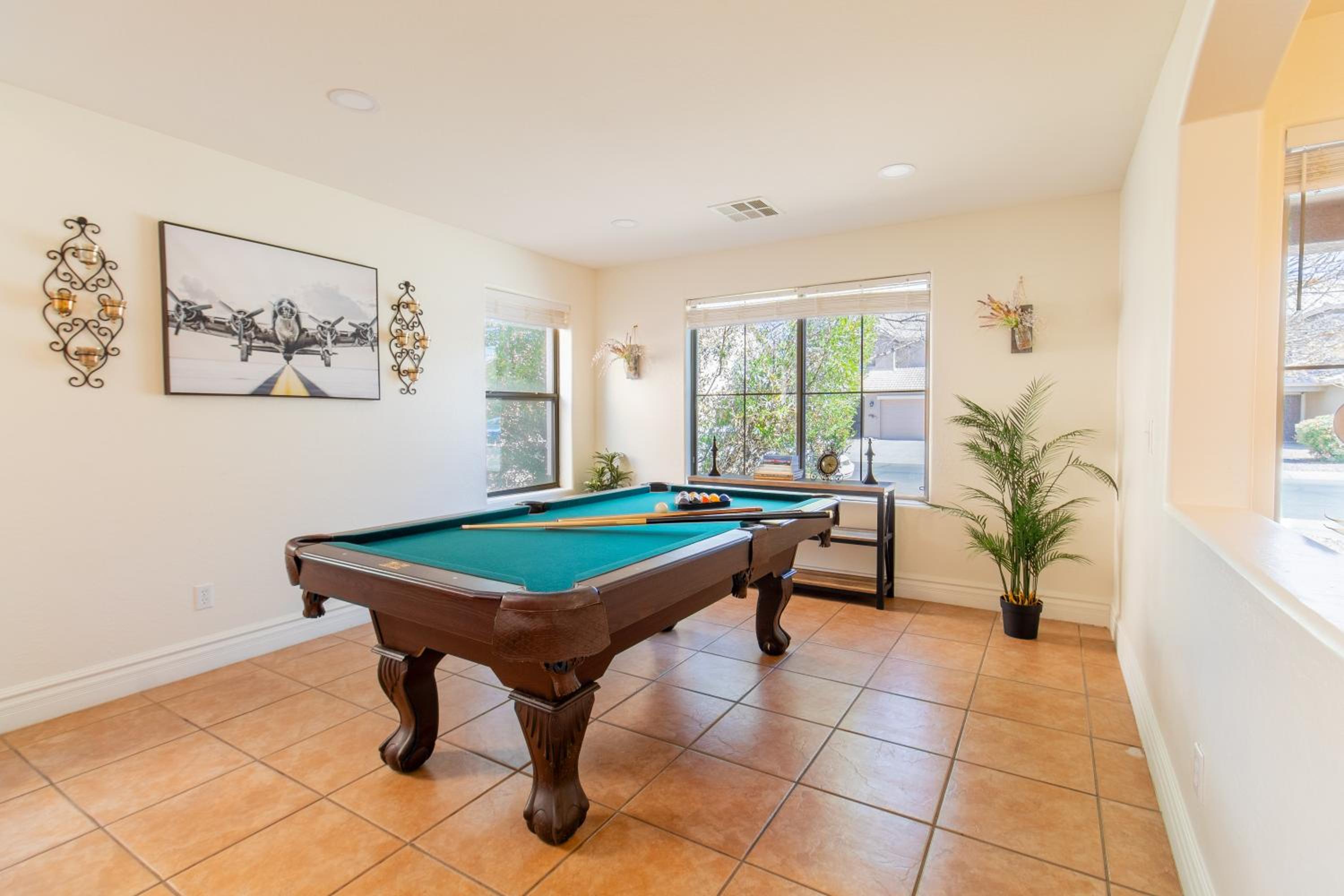 Casa Desert Willow 5BR Home & Heated Pool