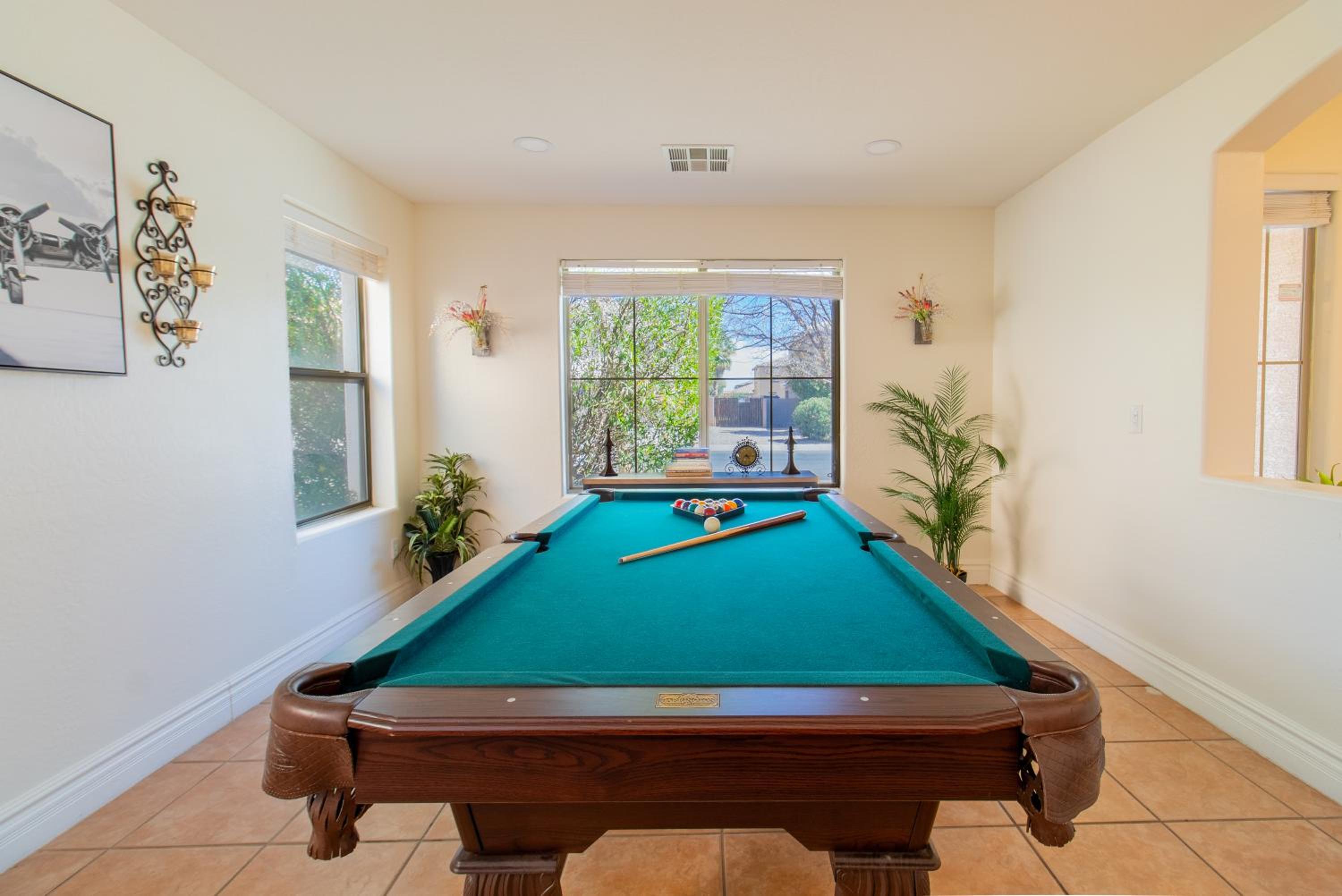 Casa Desert Willow 5BR Home & Heated Pool