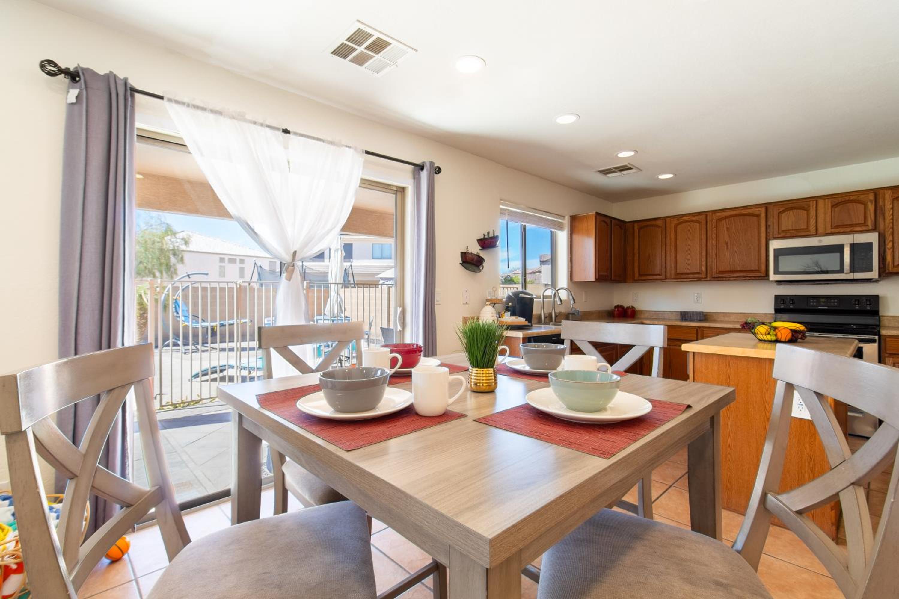 Casa Desert Willow 5BR Home & Heated Pool