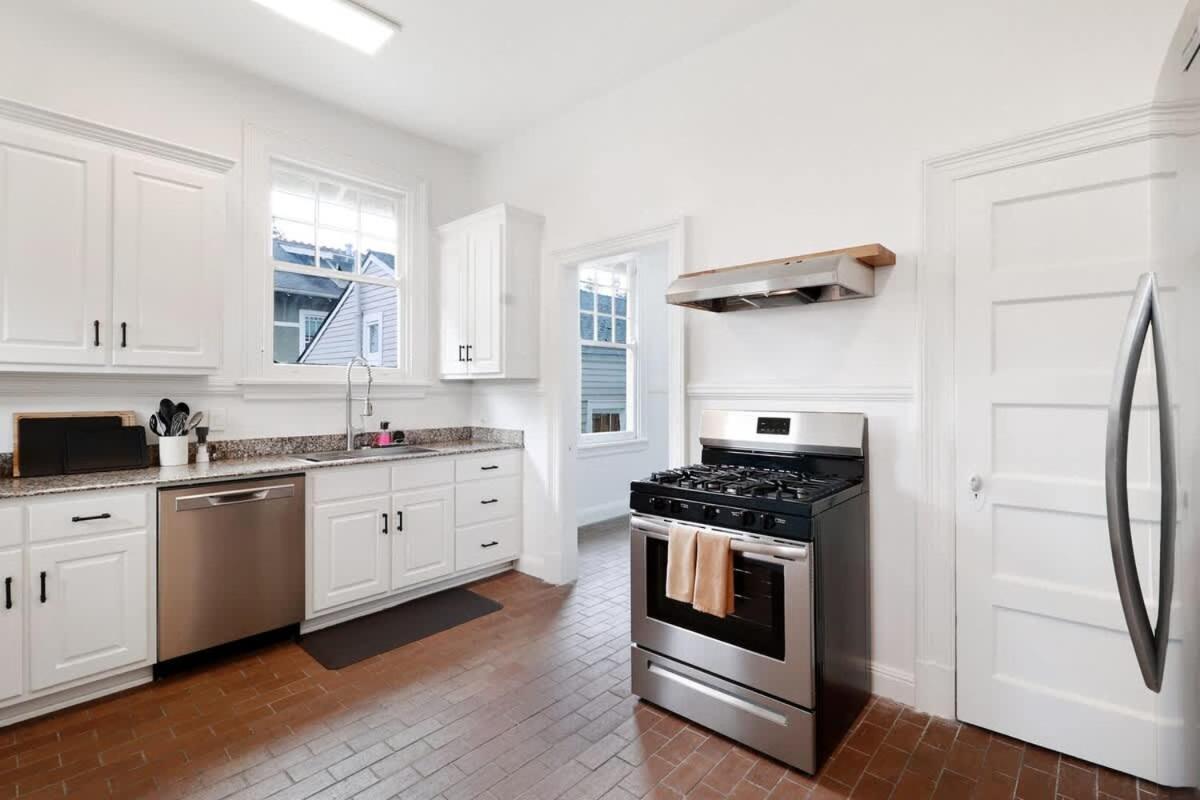 Spacious and Elegant Family Home in Mid-City