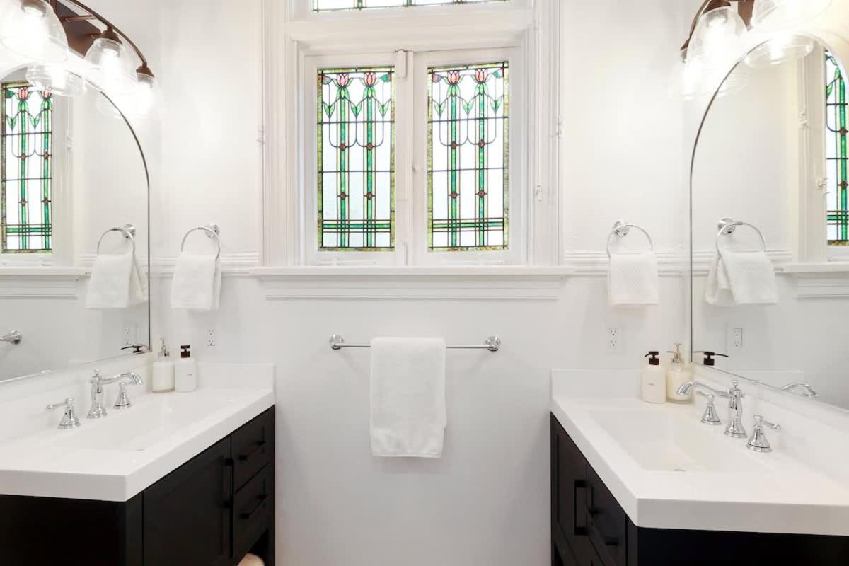 Spacious and Elegant Family Home in Mid-City