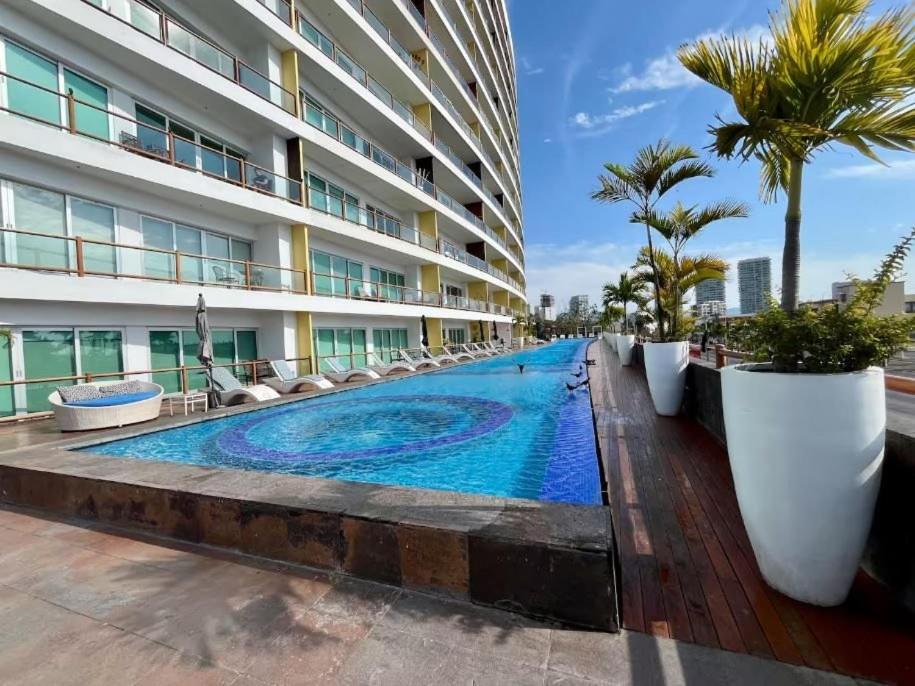 Deck12 Casino and Resort by Monyxbnb