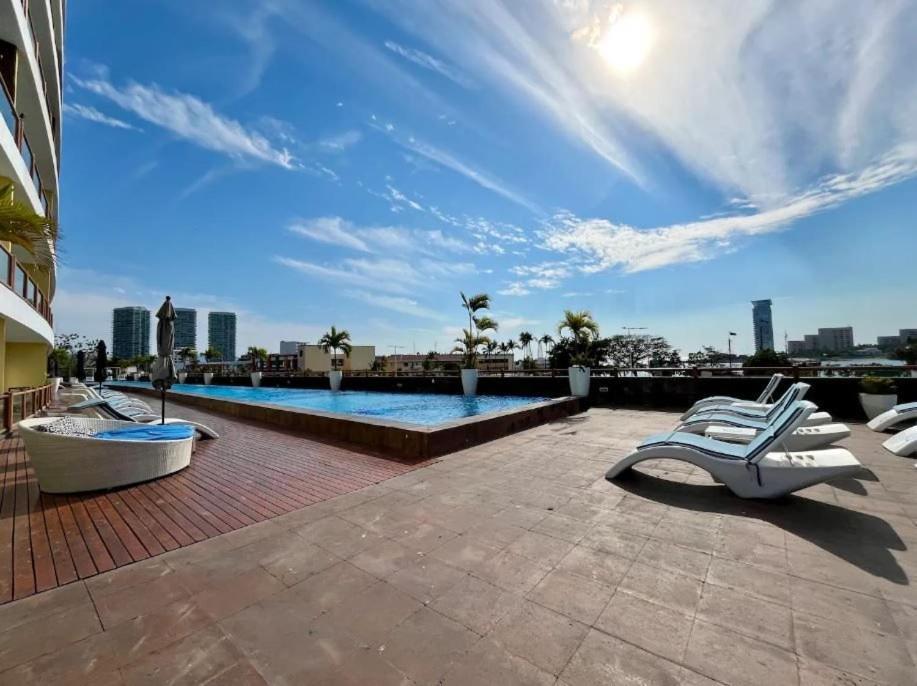 Deck12 Casino and Resort by Monyxbnb