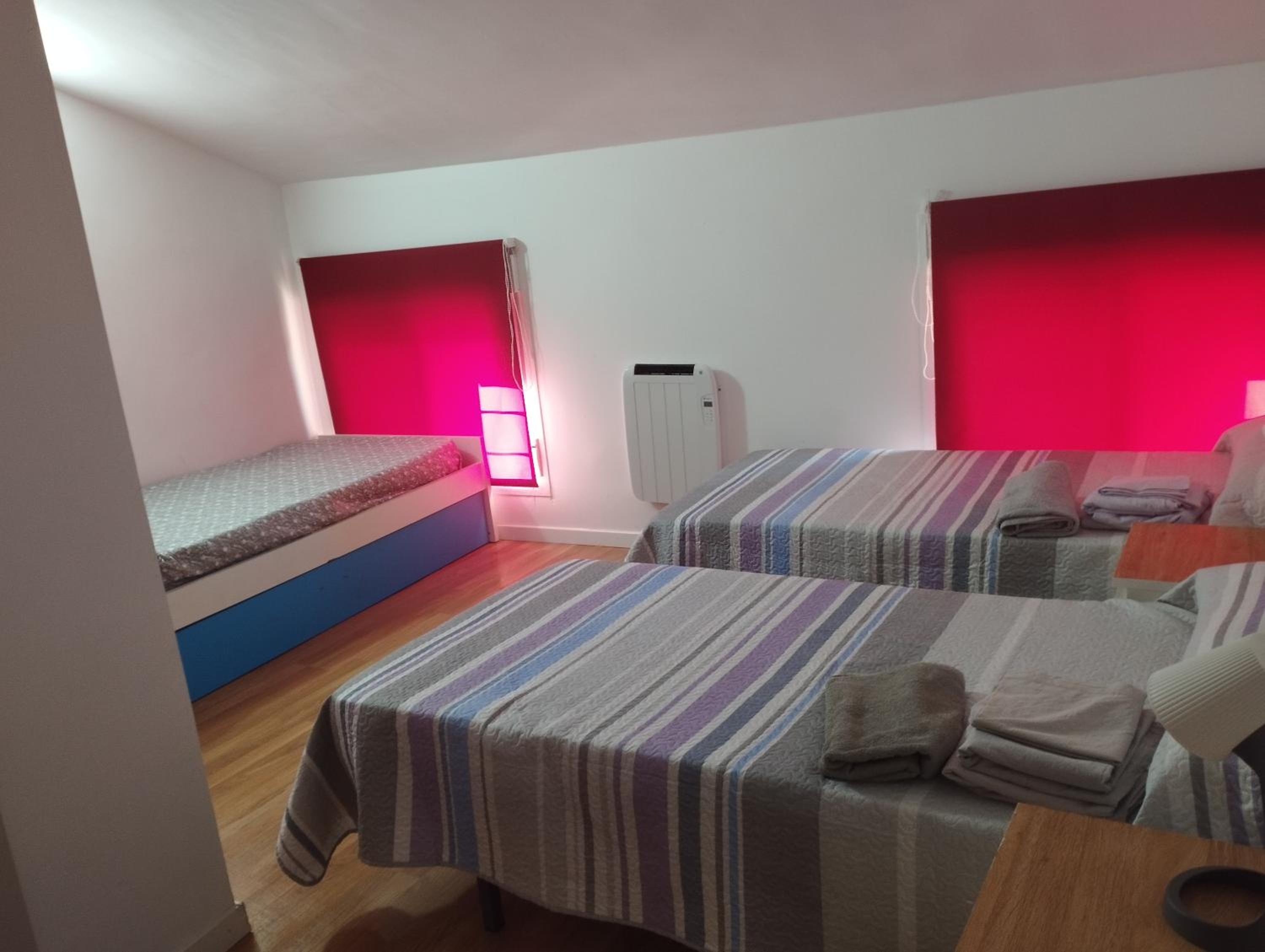 Apartamentos calatorao con jardín y 3 habitaciones