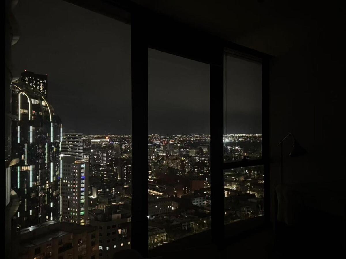 Sapphire luxury 1Br1Ba apartment in CBD with parking