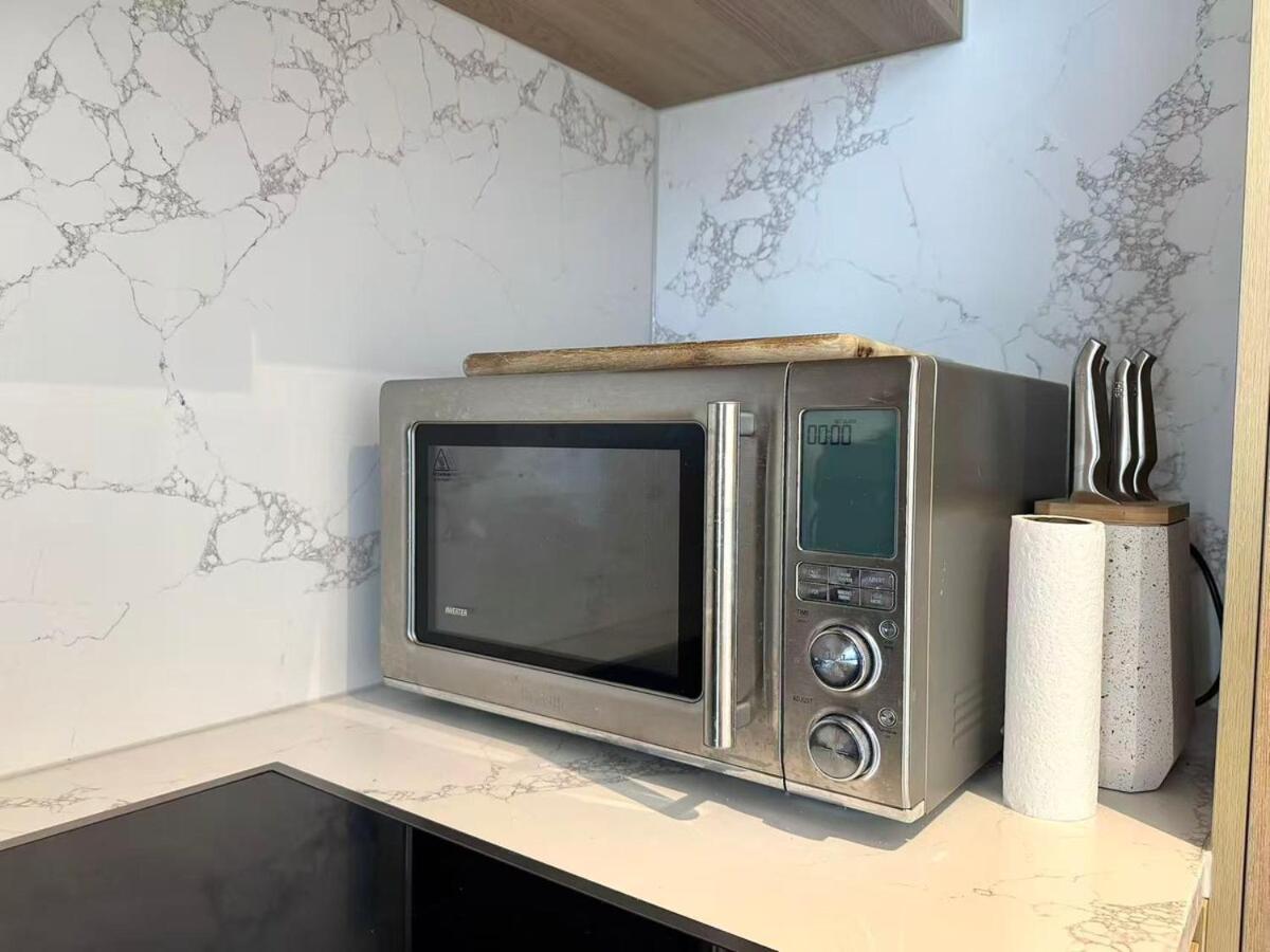 Sapphire luxury 1Br1Ba apartment in CBD with parking