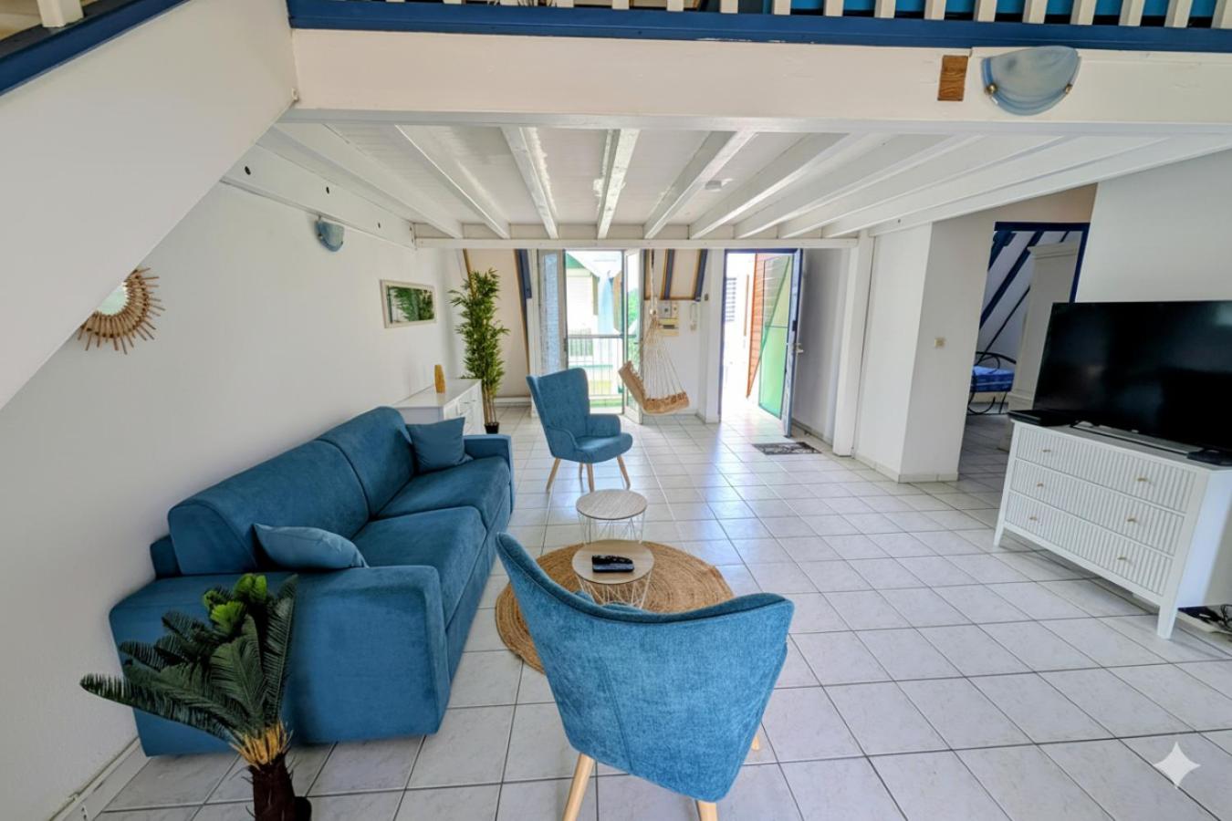 COEUR de Sainte Anne-Appartement à 50 m de la PLAGE-vue MER-Clim
