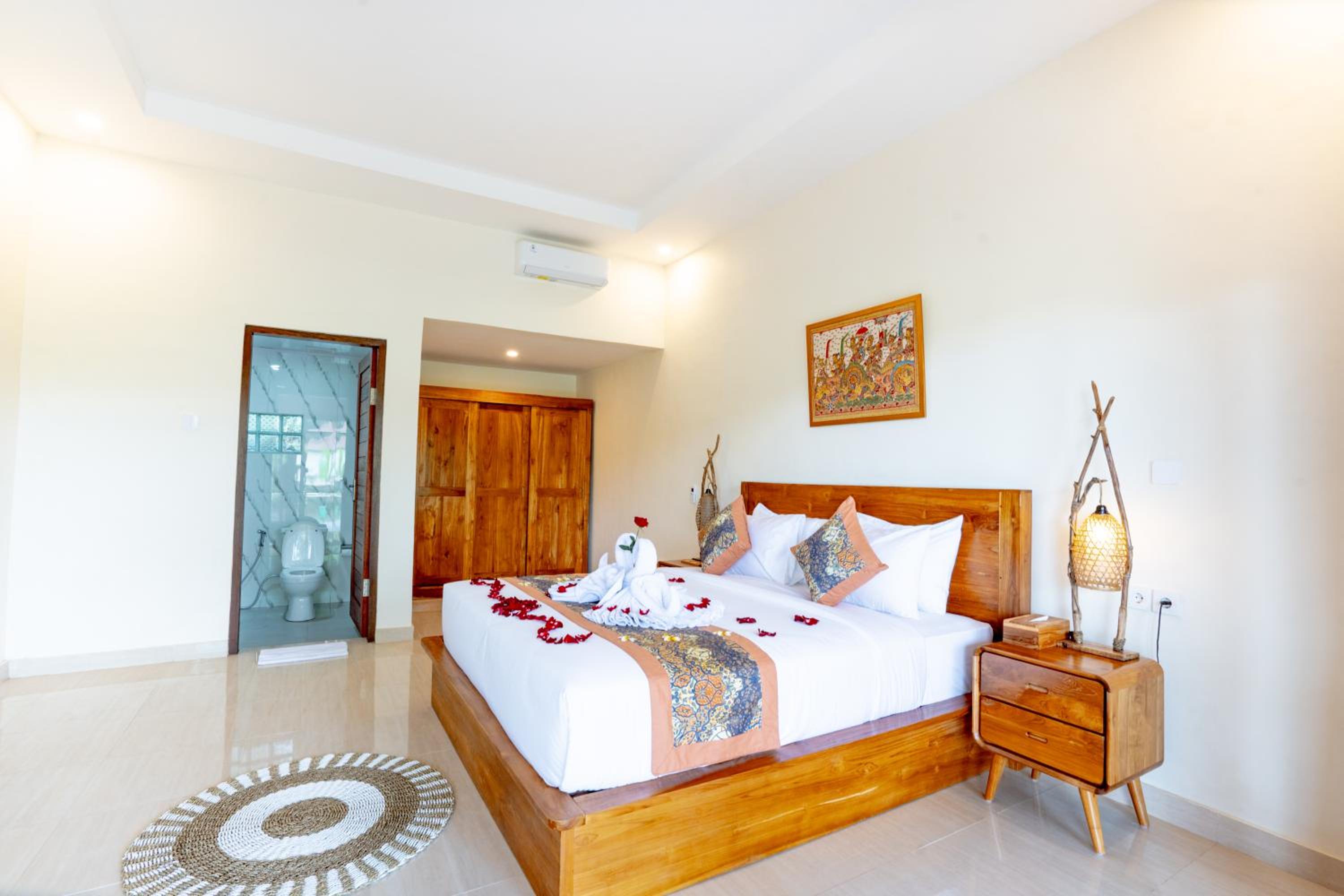 The Jinggo 2 Bedroom private Villa Ubud