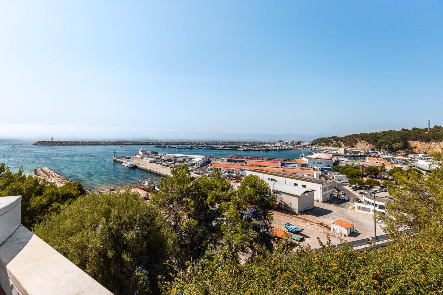 Sesimbra Blue Port Terrace - Barbecue and Ocean views