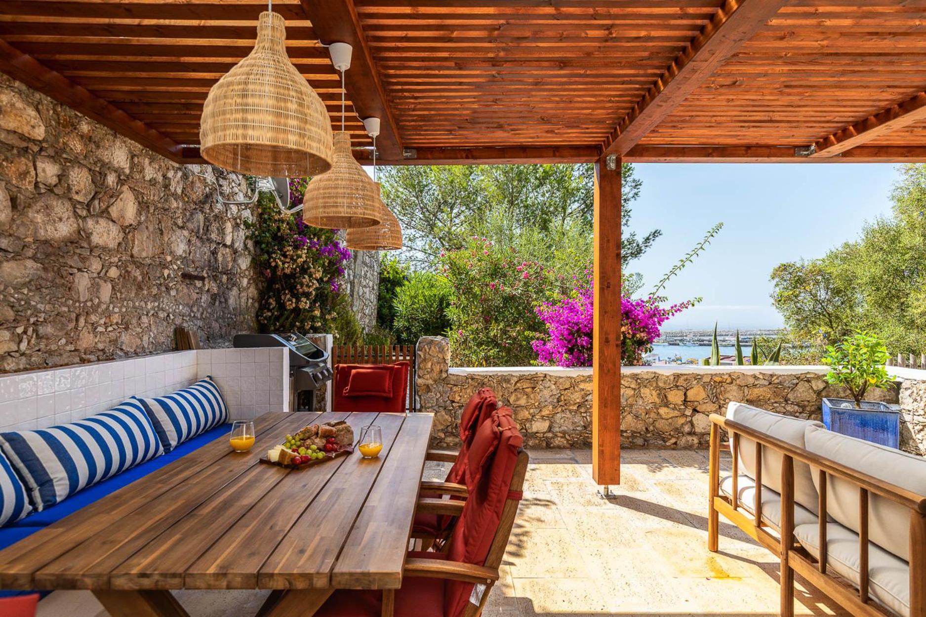 Sesimbra Blue Port Terrace - Barbecue and Ocean views