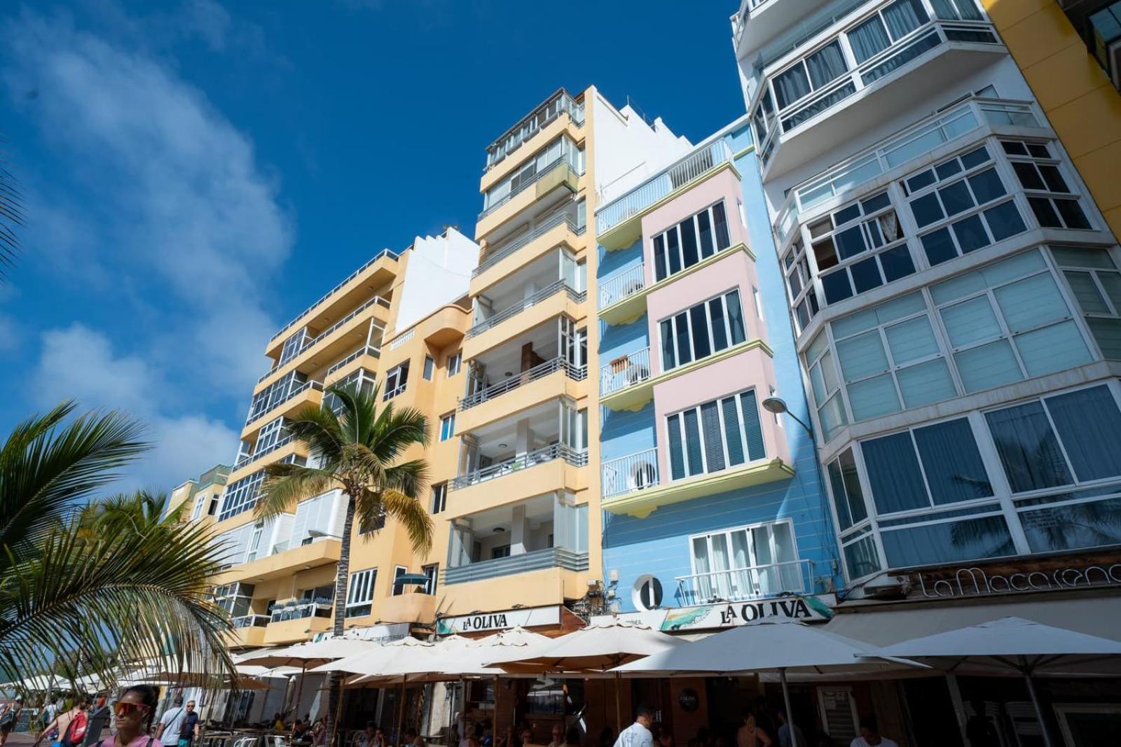 Endorfita Sonrisa - Canteras Beach