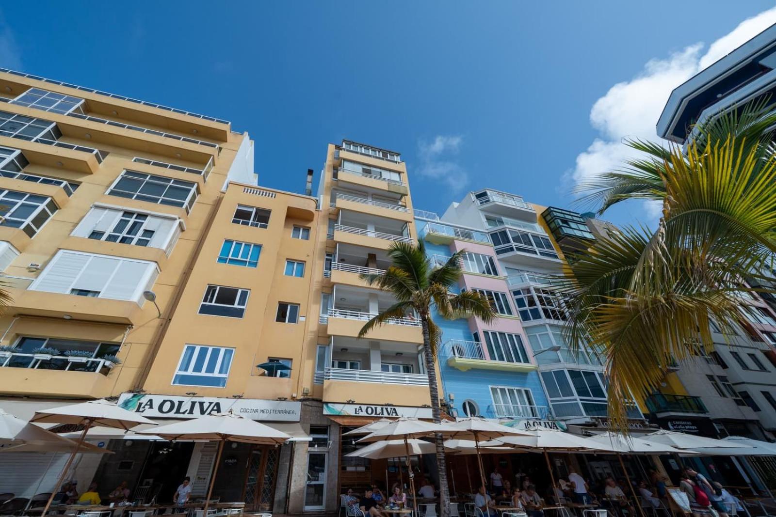 Endorfita Sonrisa - Canteras Beach