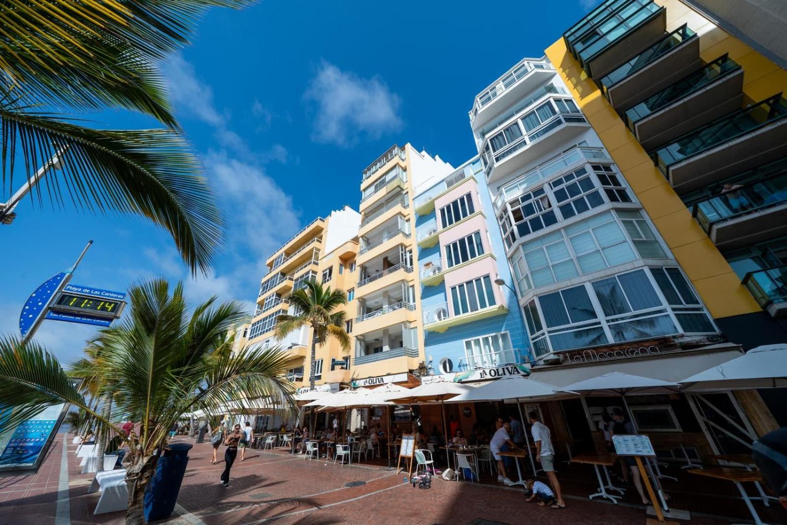Endorfita Sonrisa - Canteras Beach