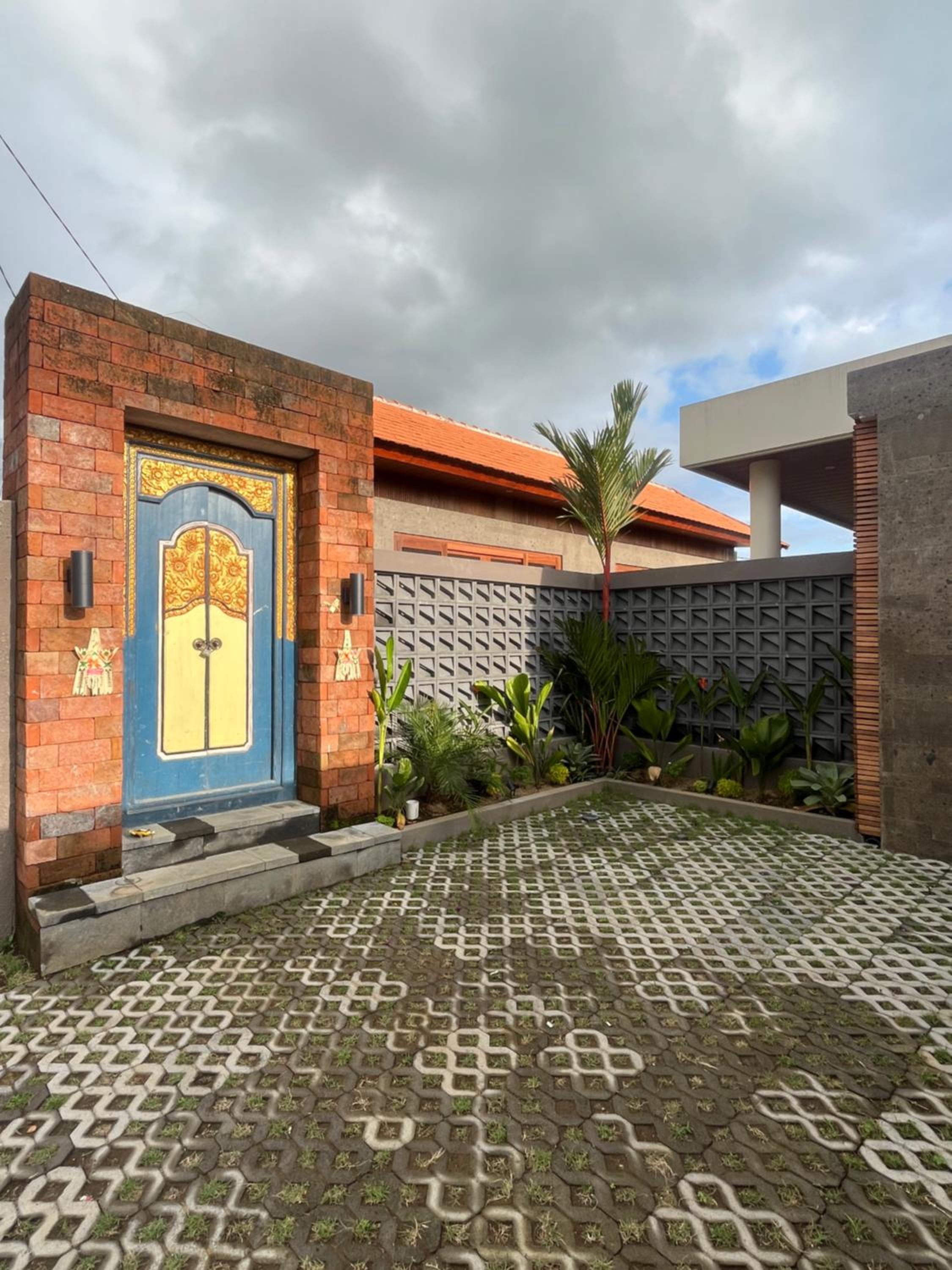Okananda Villa