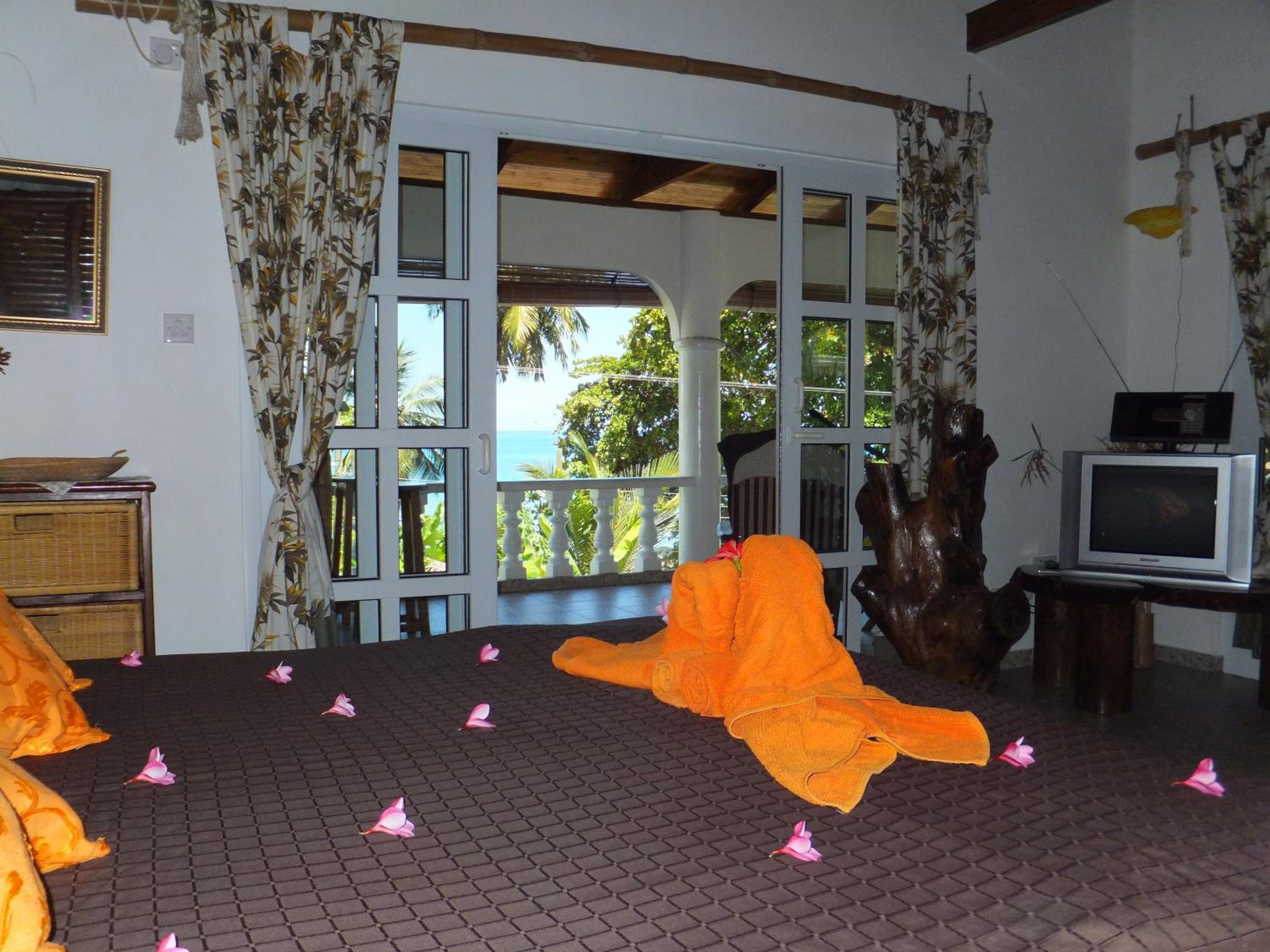 Beau Bamboo view 3