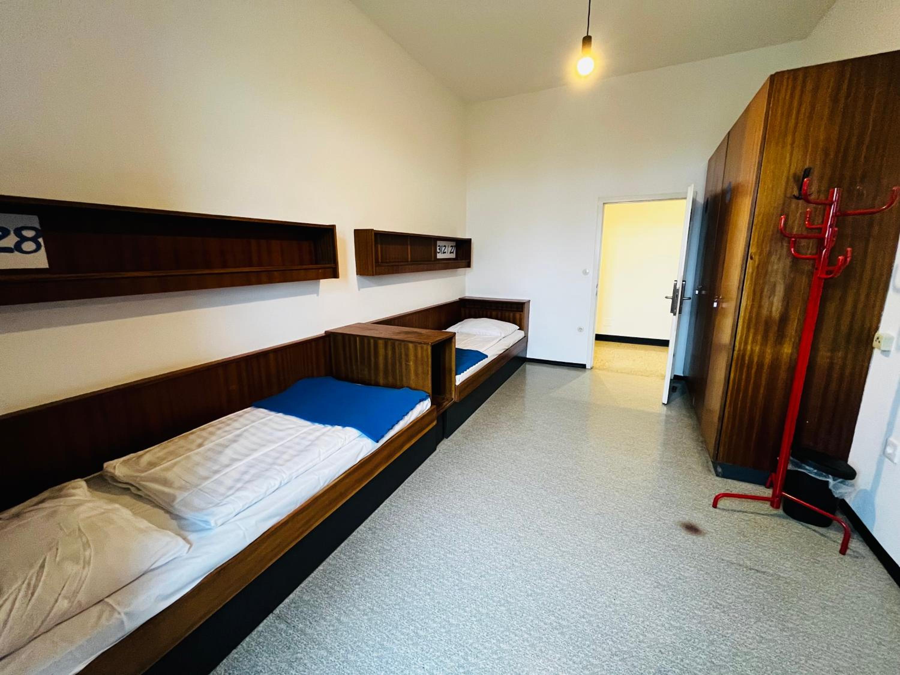 NUMBR25 - self service & low budget Hotel