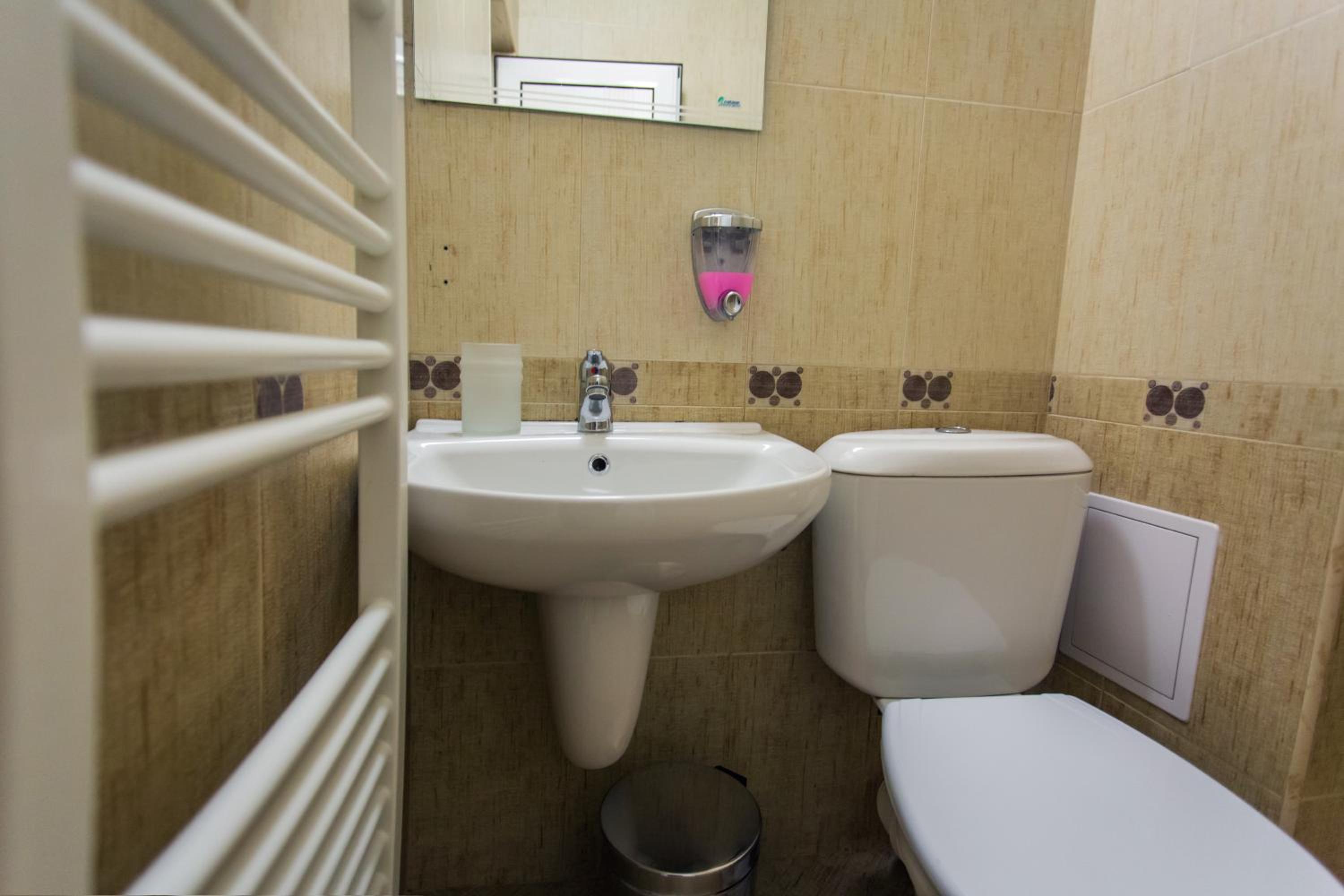 Hera Guest House