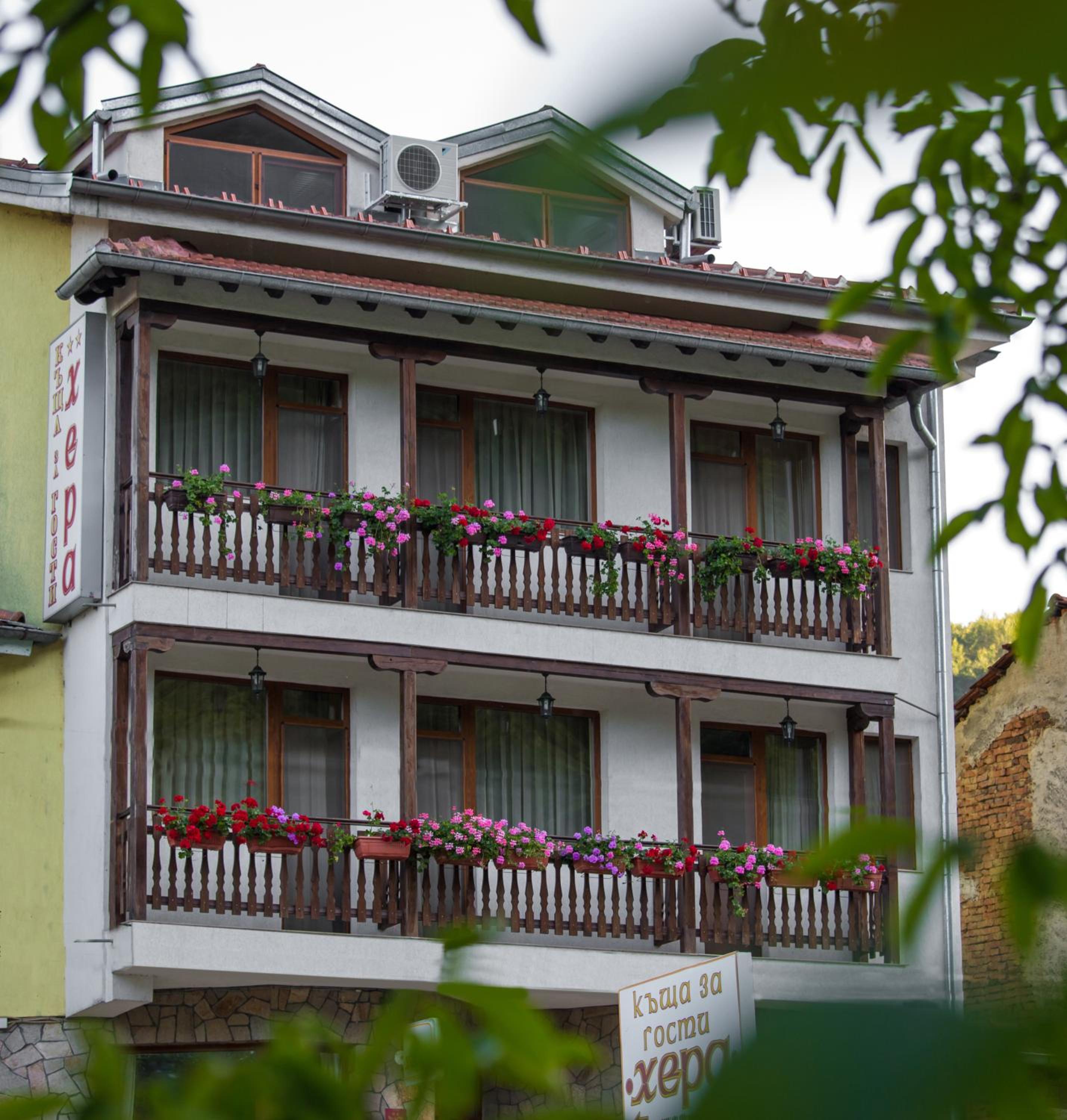 Hera Guest House
