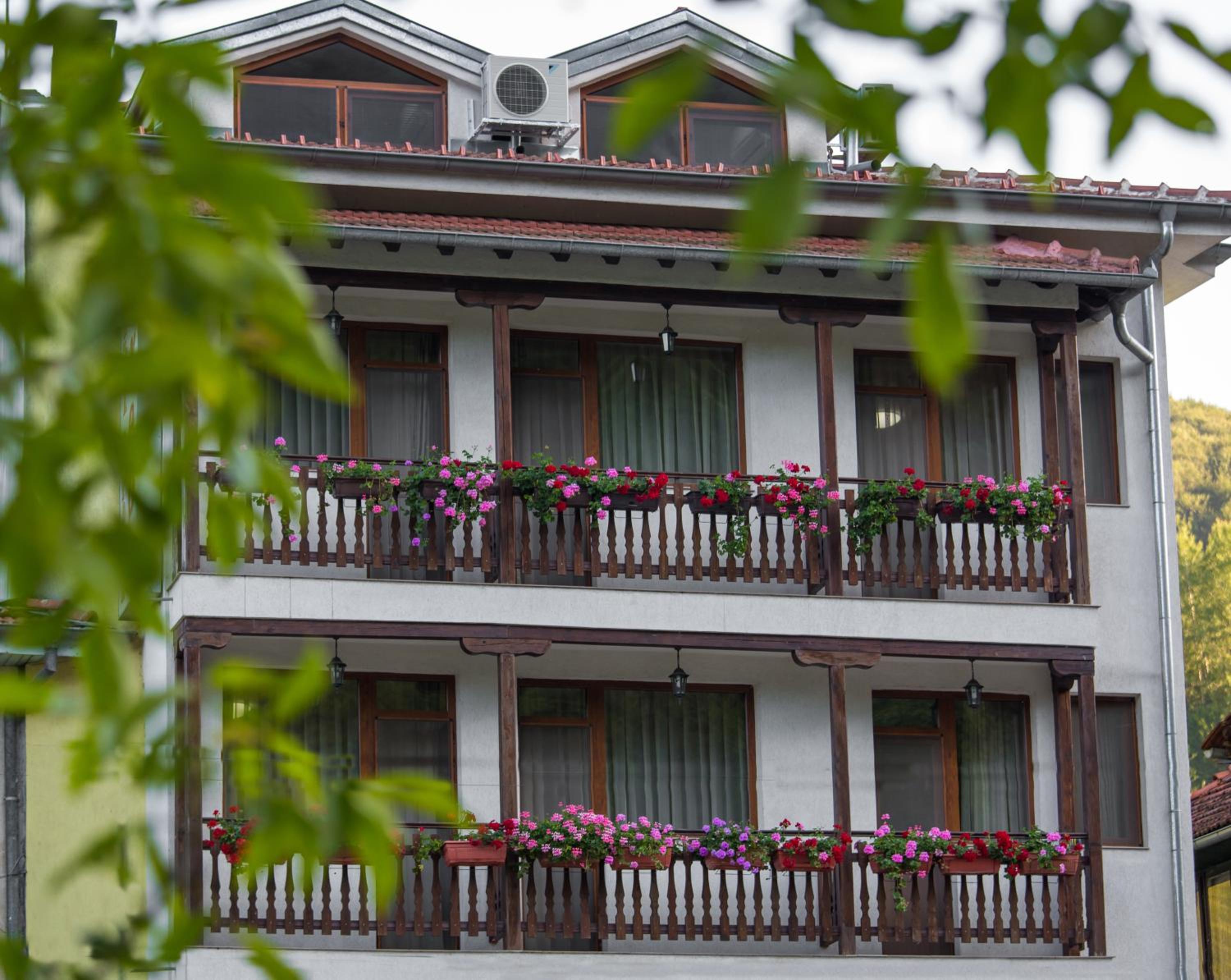 Hera Guest House