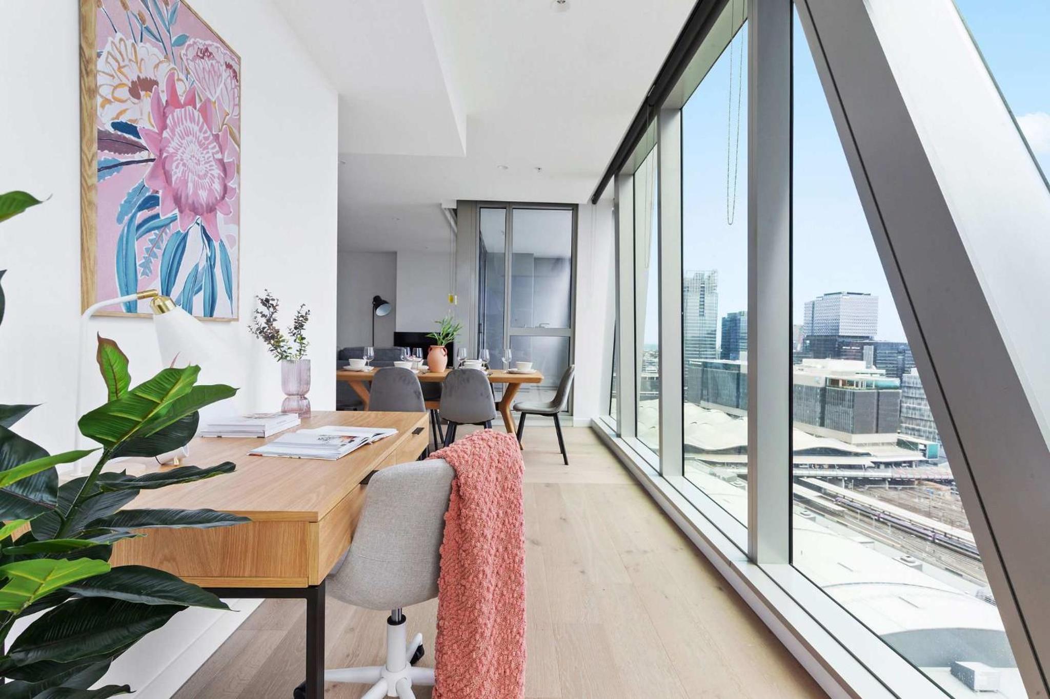 Docklands 3BR Getaway Harbour View & Free Parking