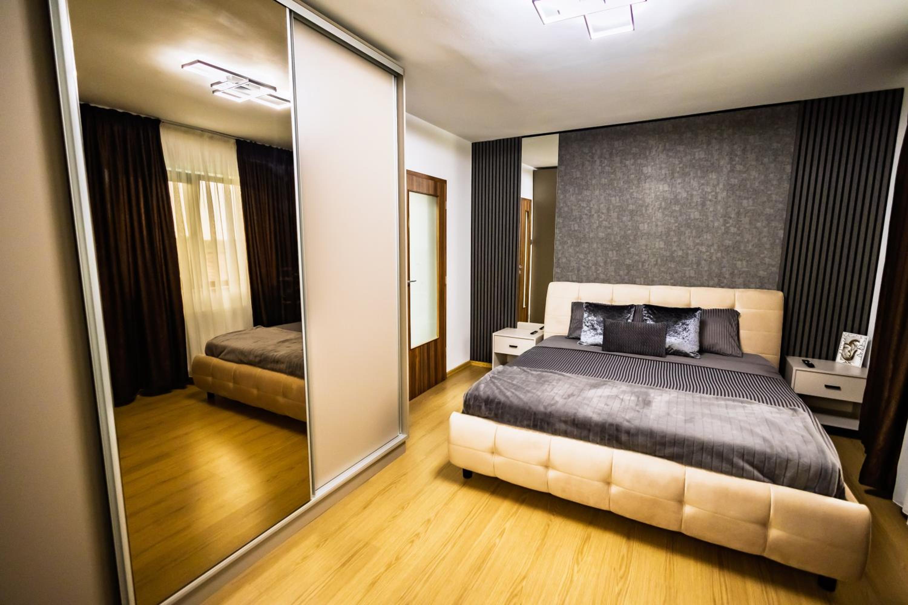 Apartament Deluxe Promenada Craiova