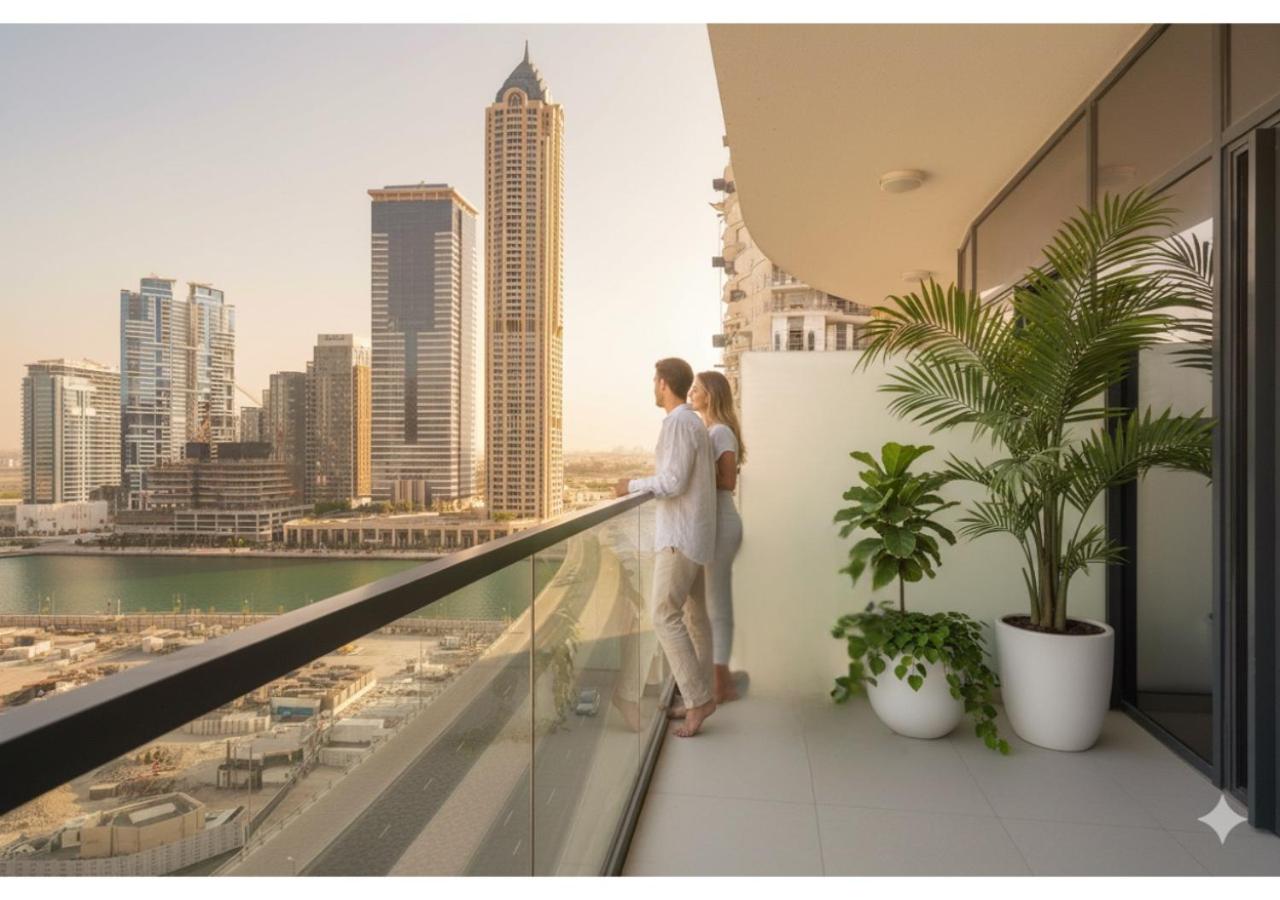 Stylish 1-Bedroom with Lake View in Business Bay